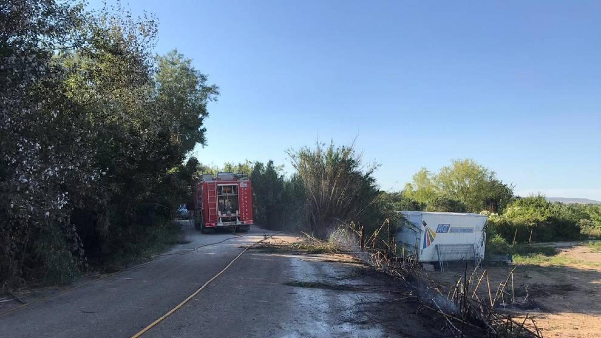 Extinguido un incendio en el camino de Las Norias de Tudela