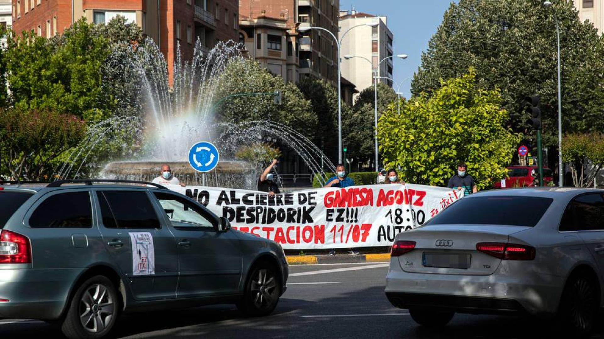 Protesta de los trabajadores de Gamesa en el centro de Pamplona.