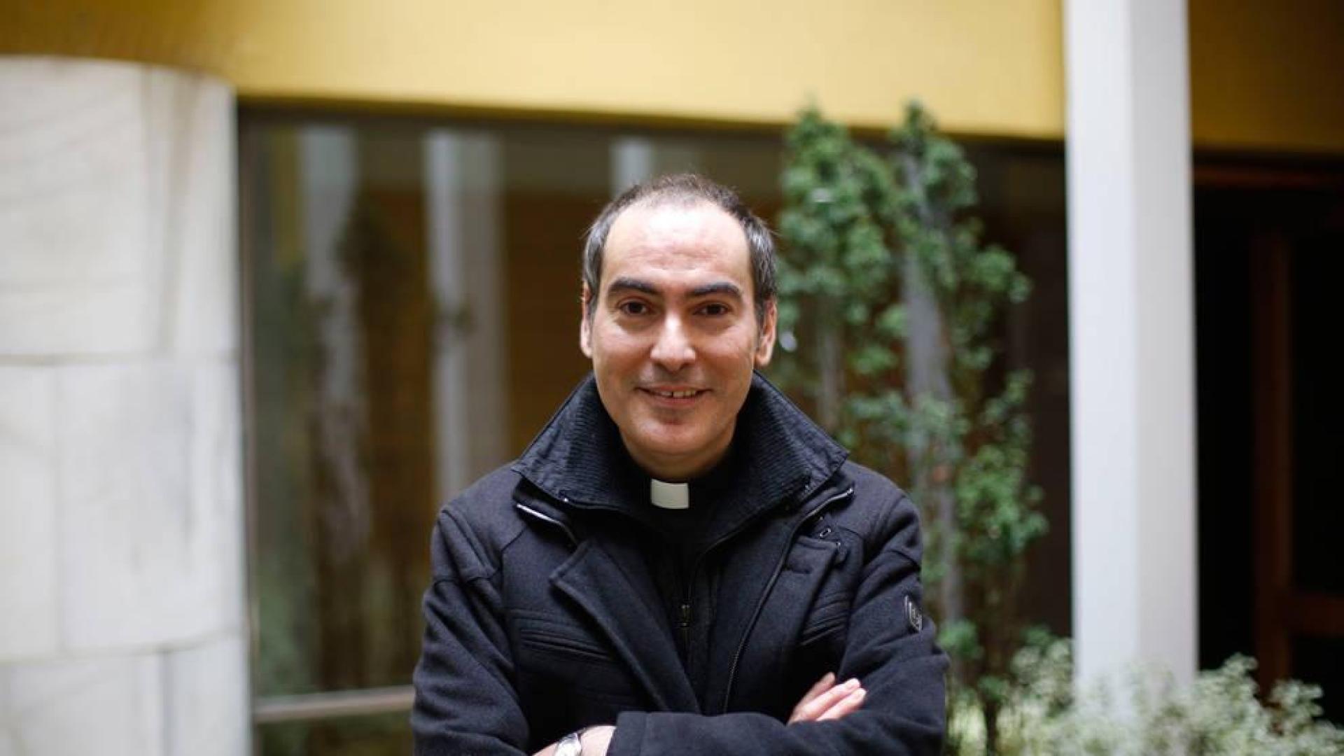 Rafael Pardo, sacerdote: "El covid nos ha desmontado el 'final feliz' al que estábamos acostumbrados"