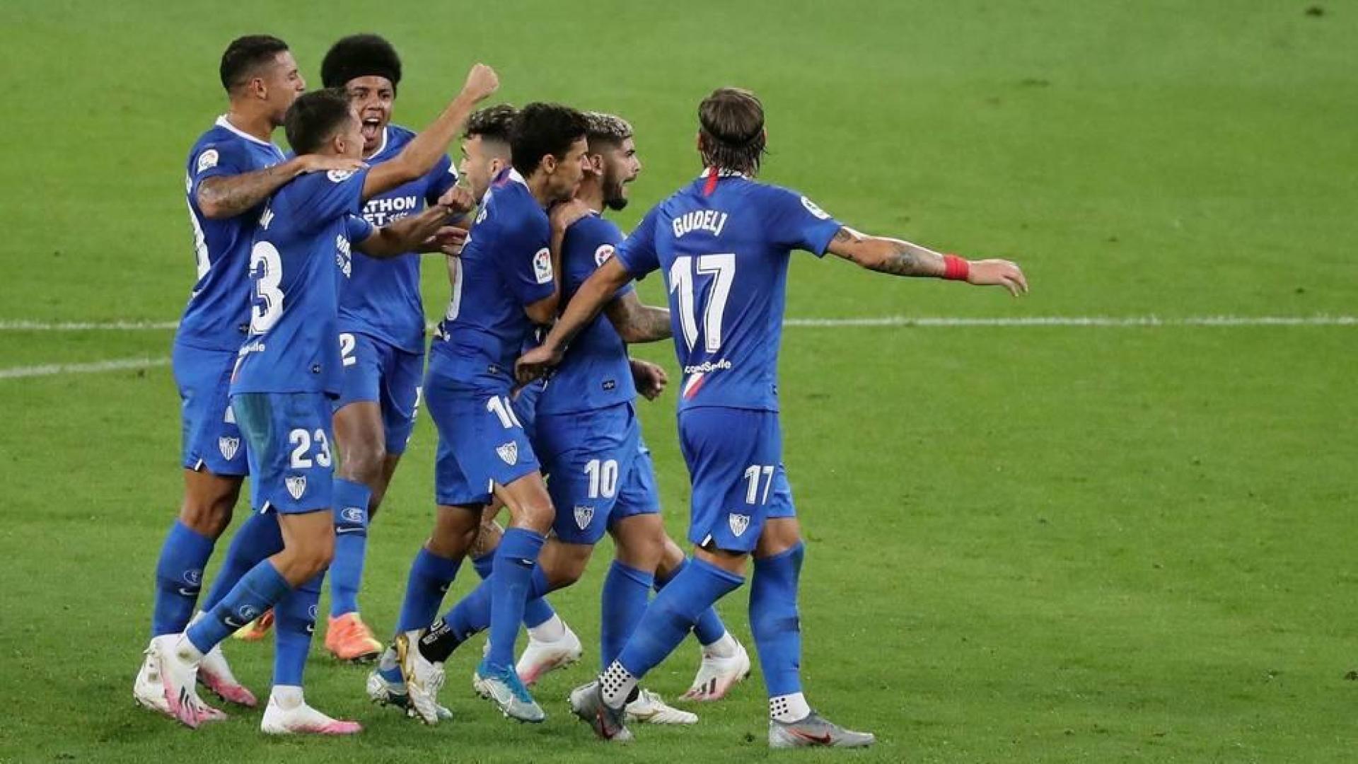 Banega y Munir remontan al Athletic y apuntalan al Sevilla en Champions