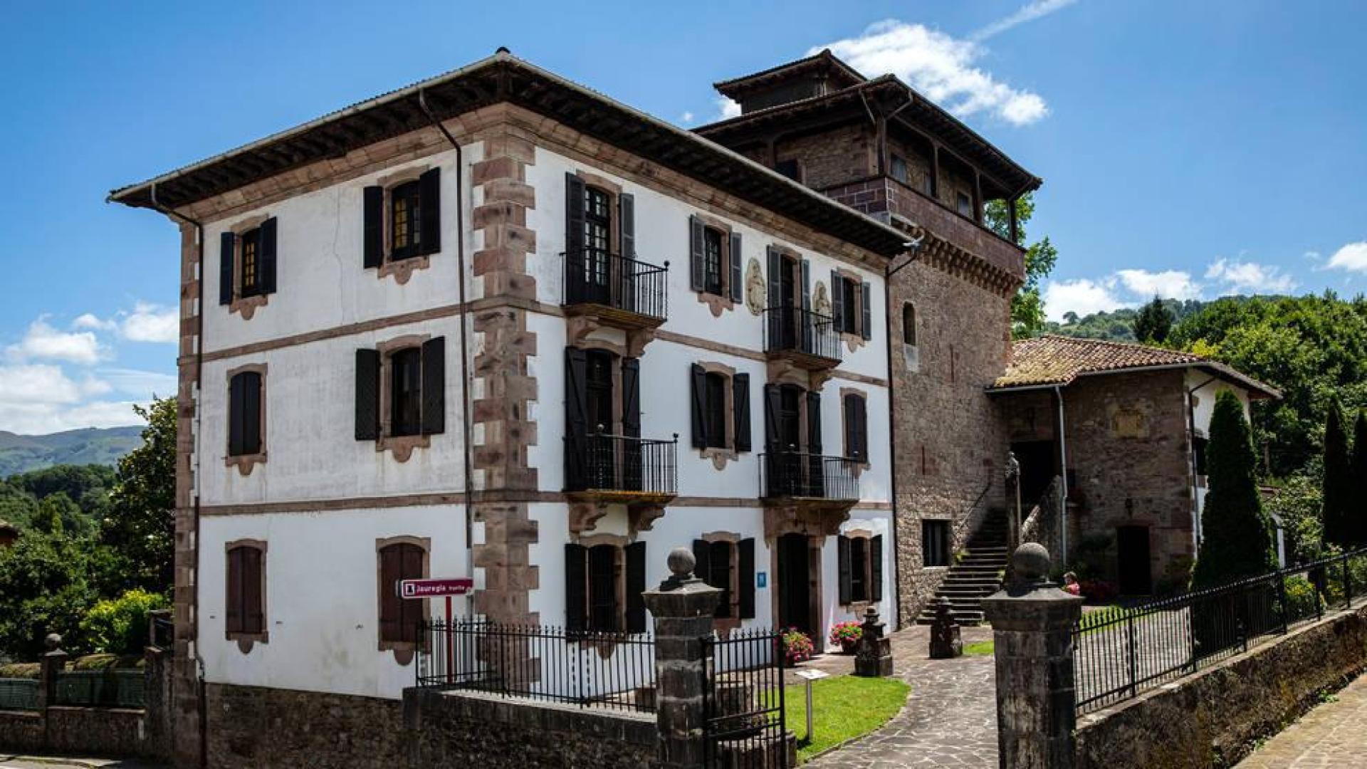 Crónica de seis siglos busca final