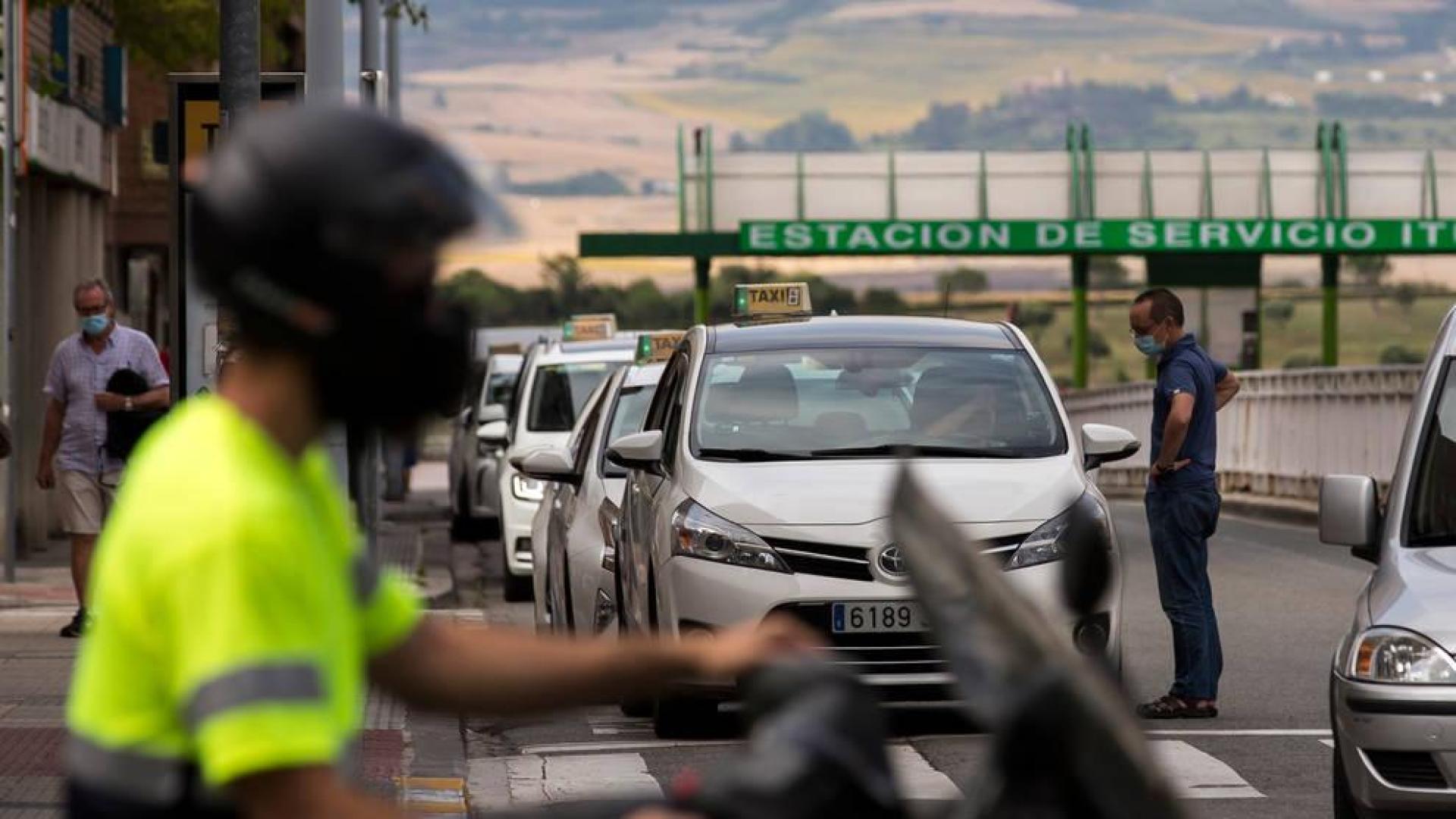 Los taxistas aplican la tarifa de Sanfermines aunque no son fiestas