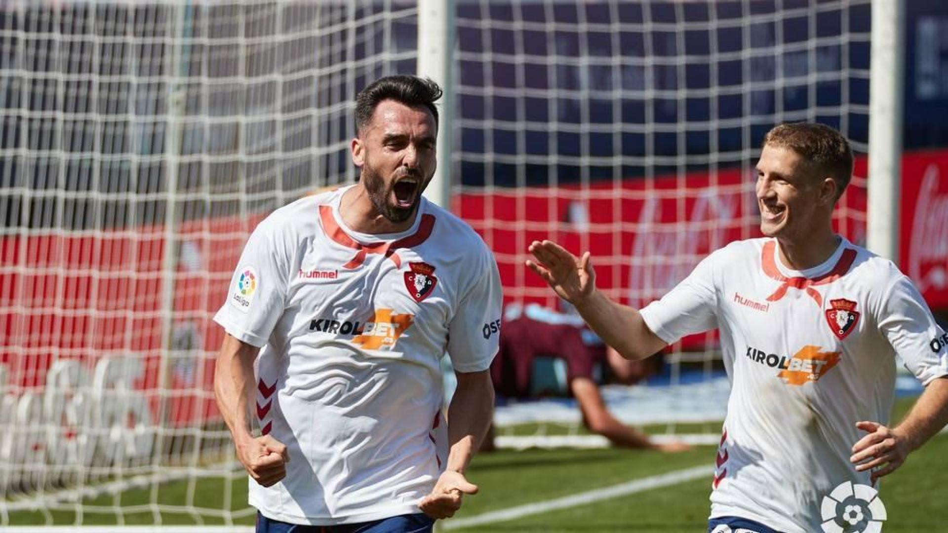 Enric Gallego y Darko Brasanac celebran el 1-1.