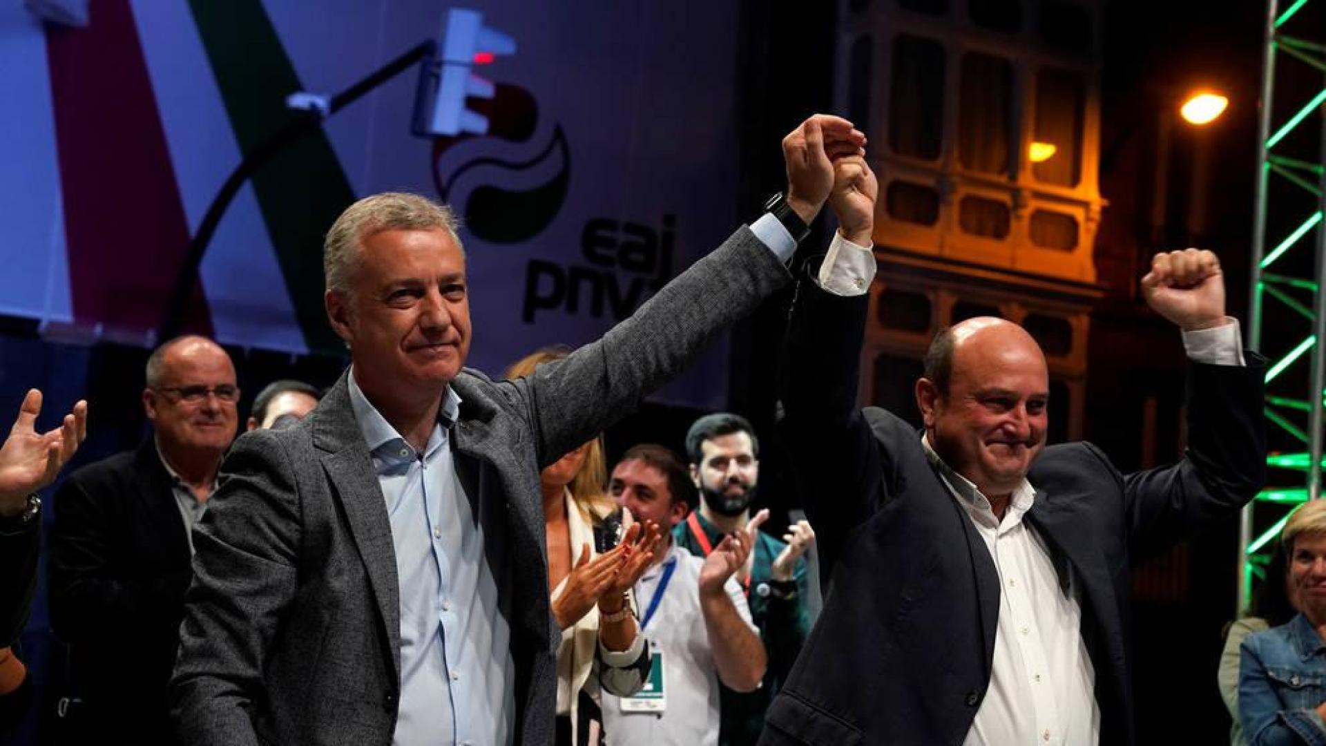 El PNV gana las elecciones vascas con 31 escaños y EH Bildu sube hasta los 22