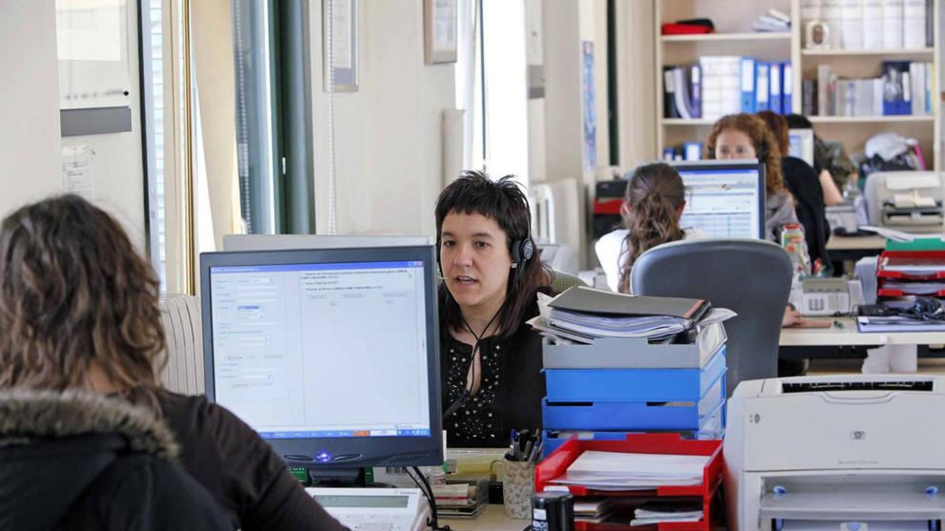 Se reforzará el 010 e Internet para bajar la atención personalizada