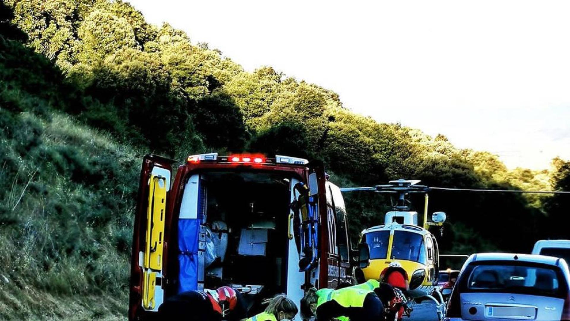 Rescatado en helicóptero un montañero accidentado en Echauri