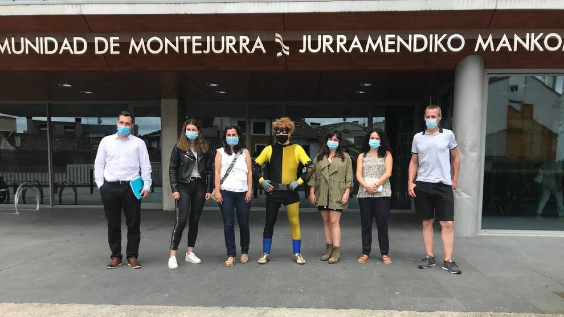 Promotores de la actividad durante su presentación en la sede de Mancomunidad en Estella.