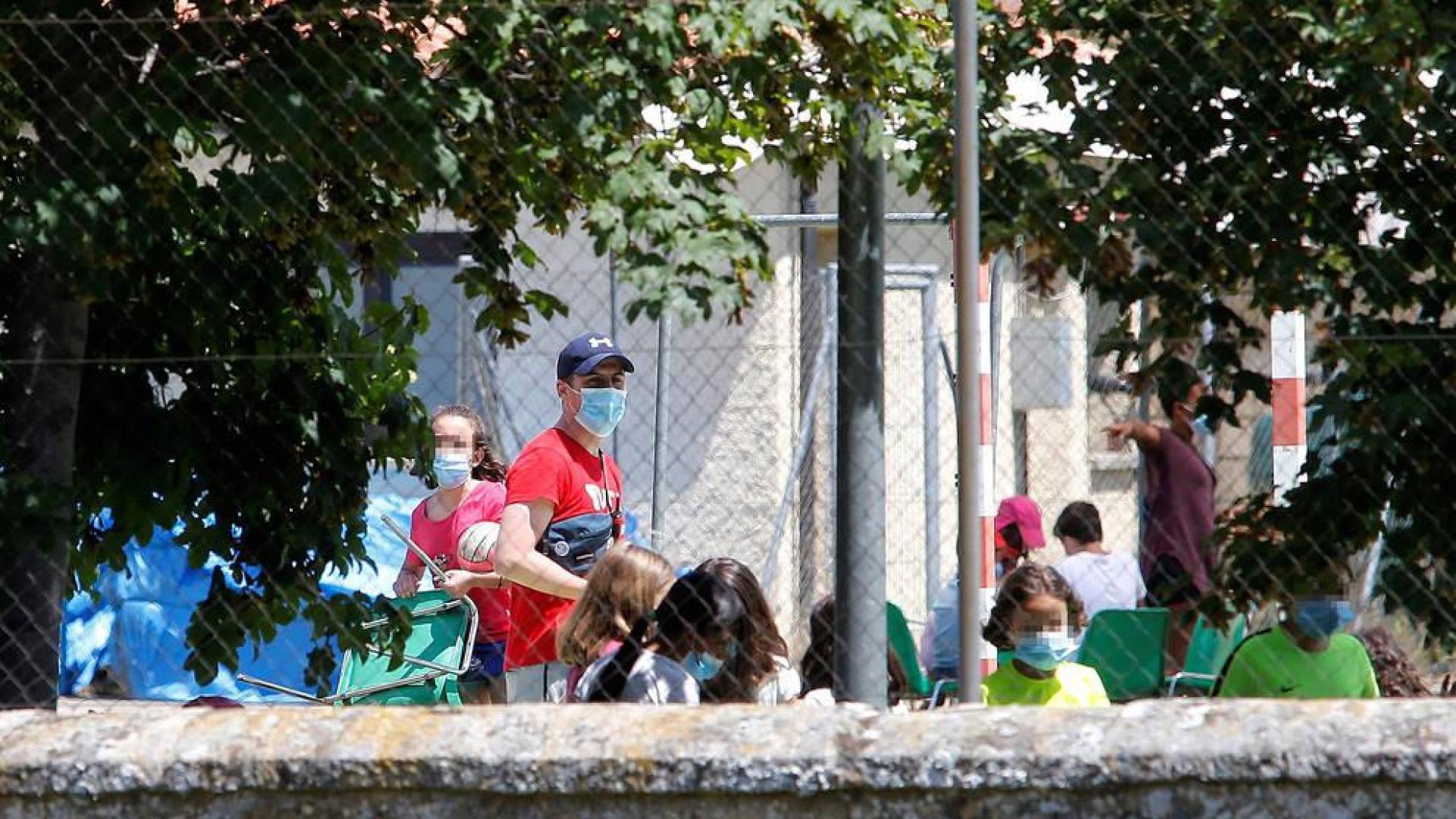 Un niño navarro, entre los contagiados en el brote del campamento en Soria