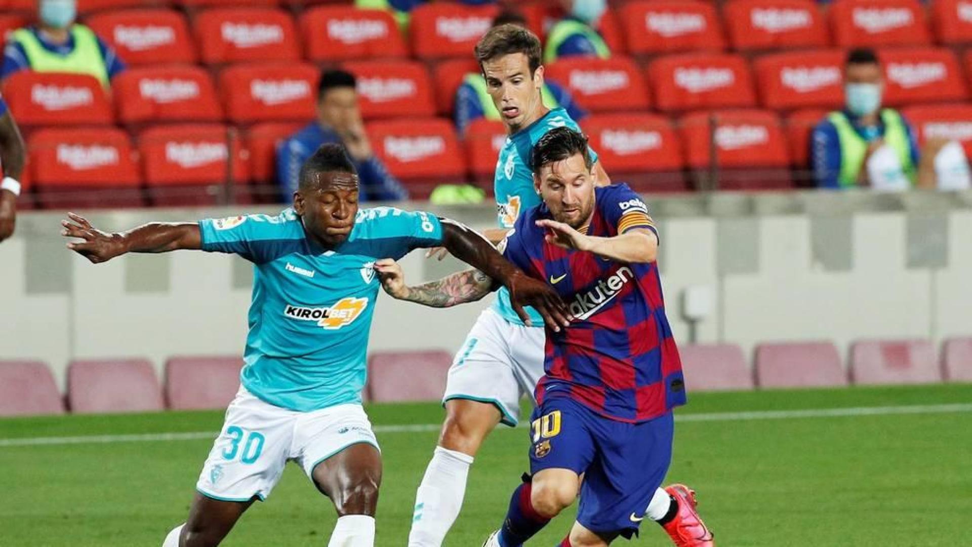 Imágenes del choque entre rojillos y culés correspondiente a la Jornada 37 de LaLiga Santander disputado en el Camp Nou.