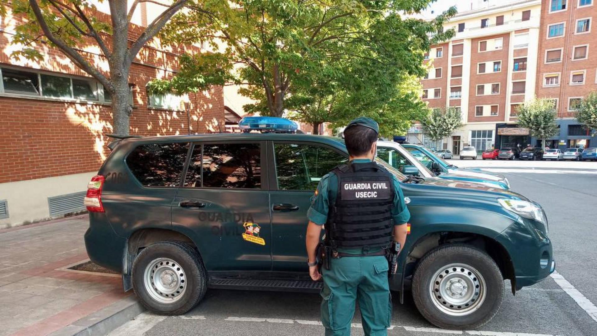 La Guardia Civil sorprende a dos personas cuando robaban en una vivienda en Beriáin