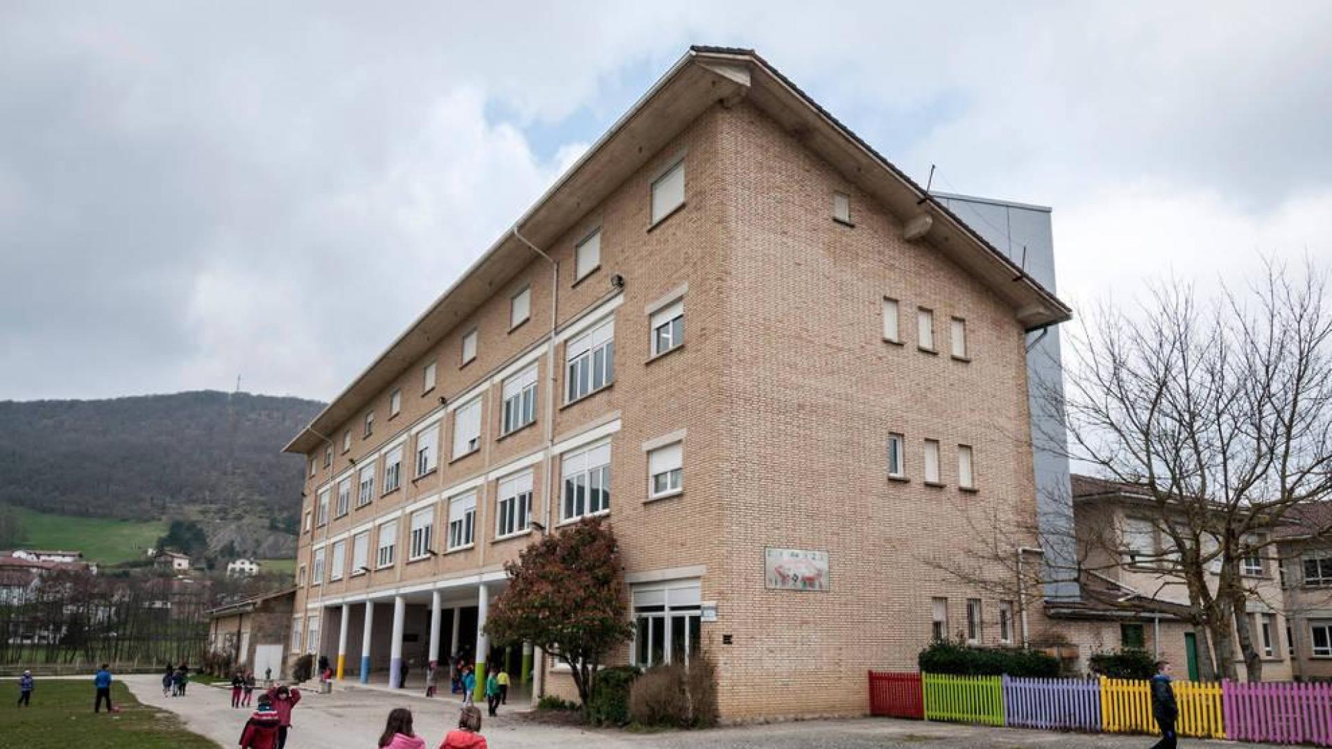 El colegio público de Larraintzar sufre deficiencias estructurales