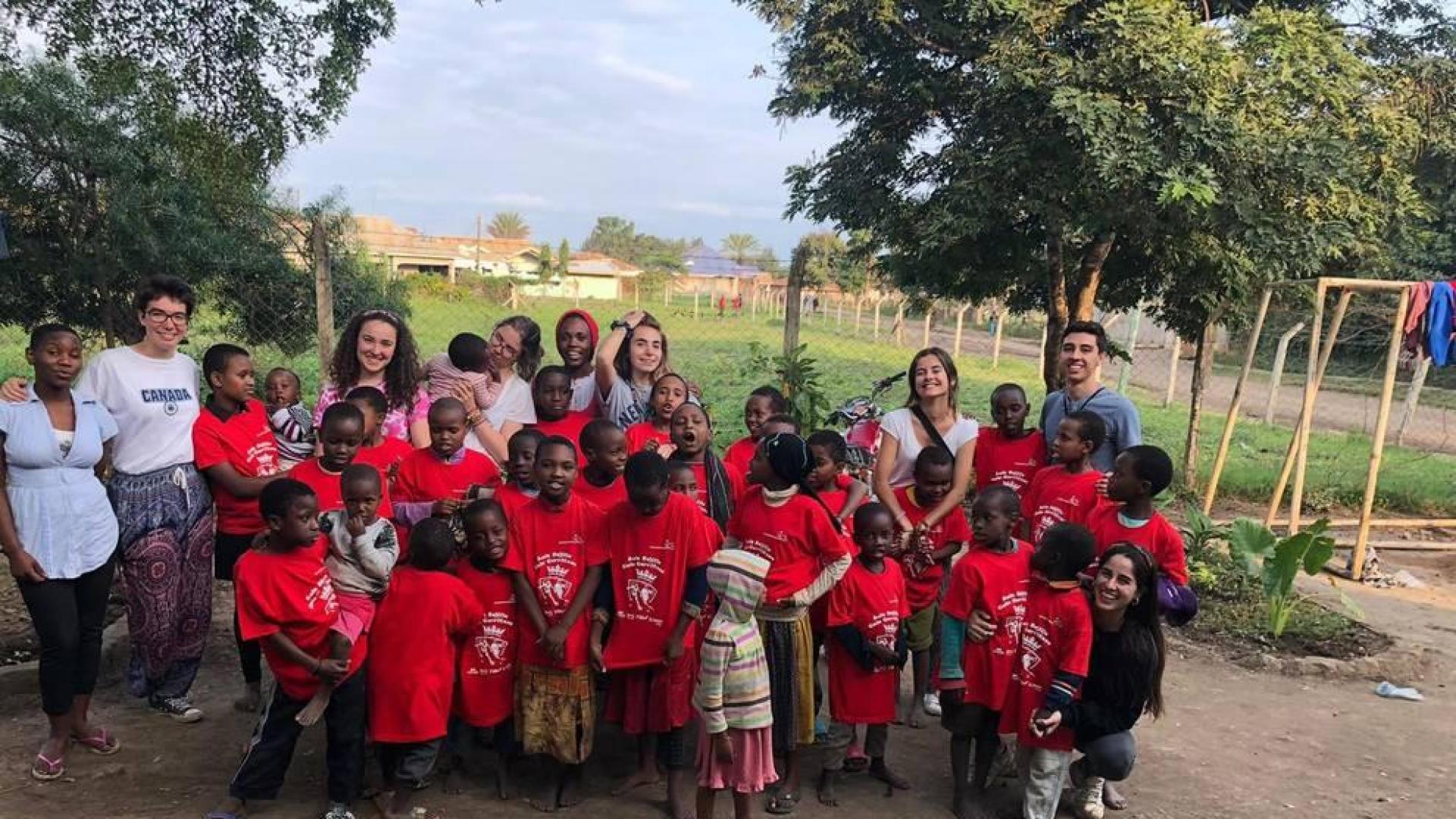Tres estudiantes ganan el concurso 'Tu cuento Cuenta'