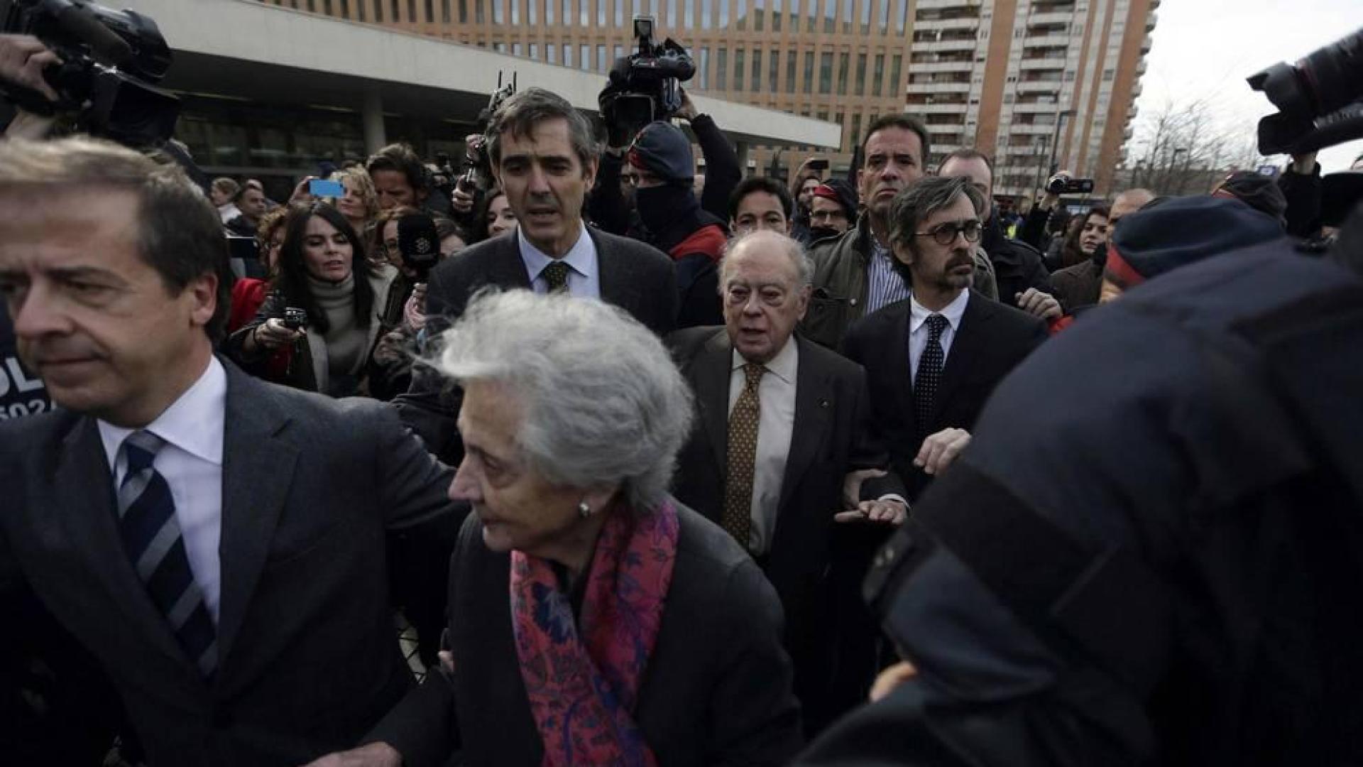 Los Pujol, retrato de una época: 22 años de corrupción y casi 300 millones