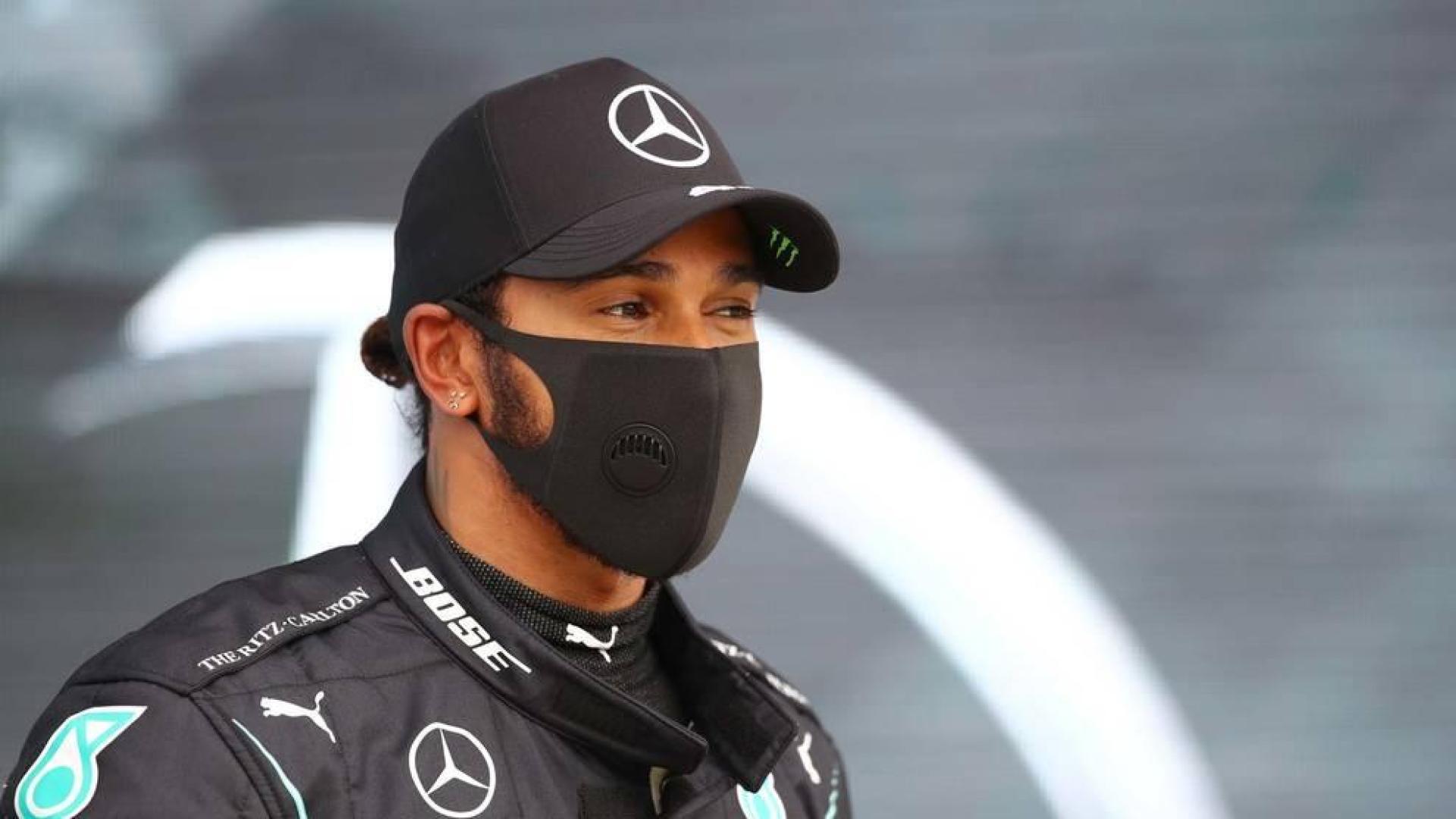 Hamilton saldrá primero en Hungría y Sainz lo hará desde la novena posición