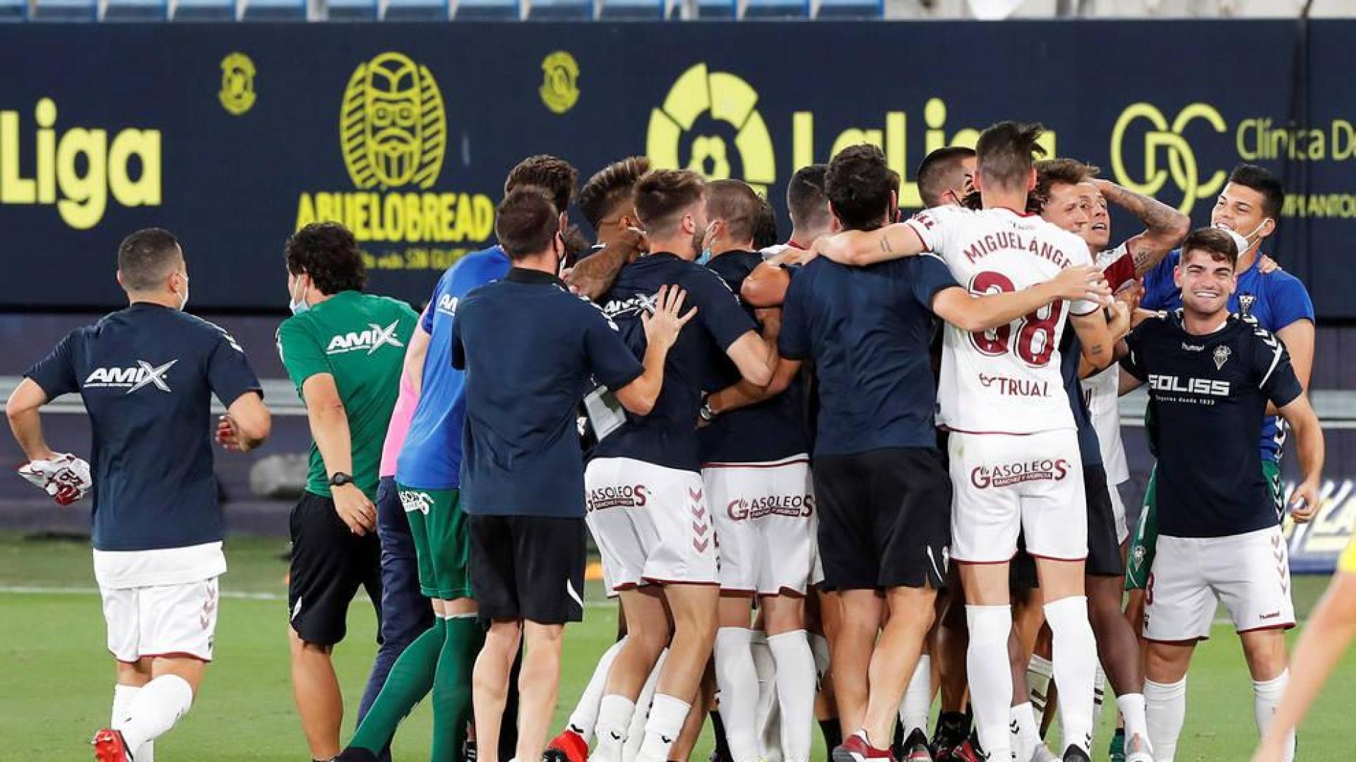 El Dépor y el Numancia descienden a Segunda B