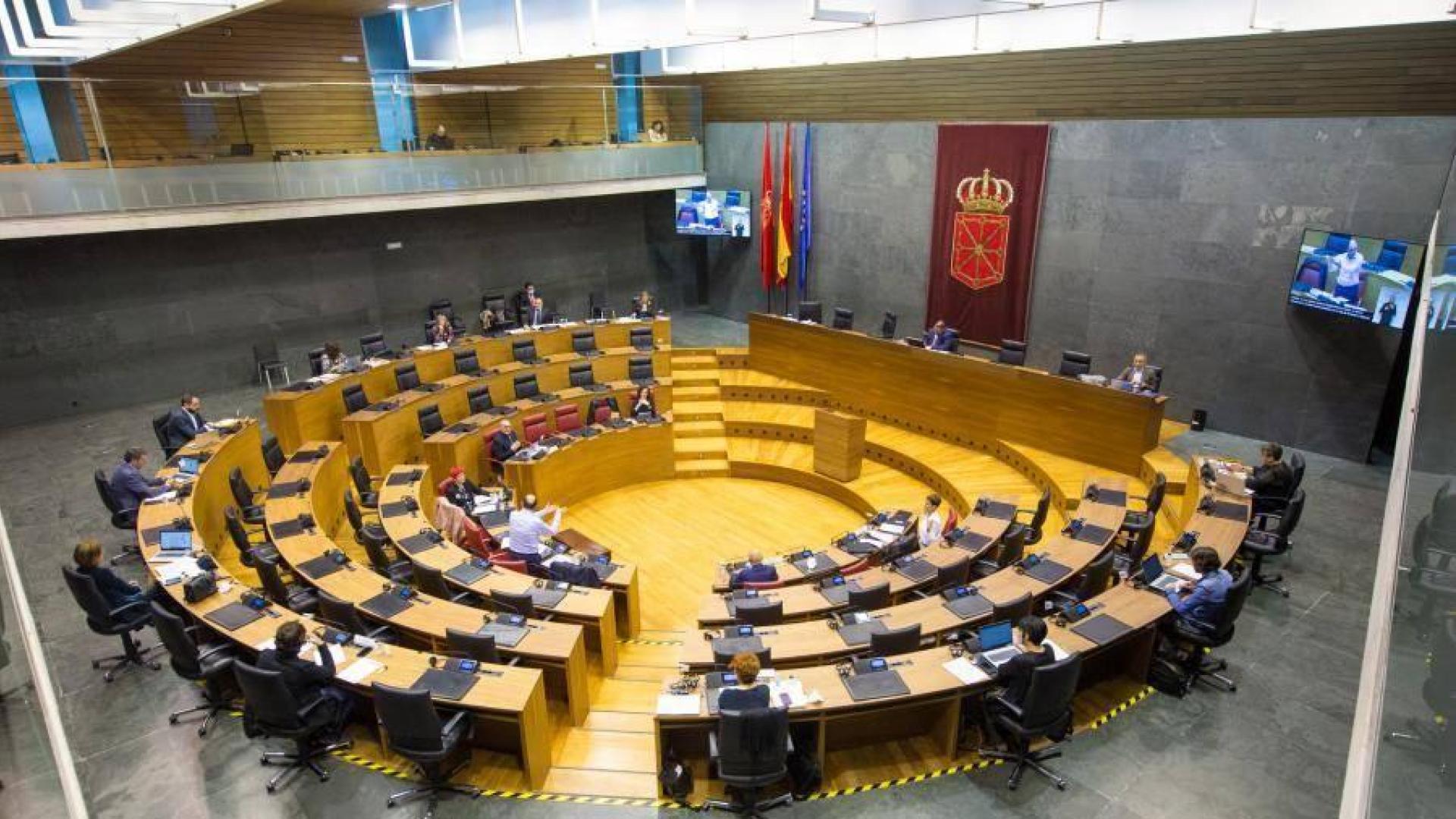 Apoyo de los partidos navarros a los trabajadores de Gamesa para evitar el cierre