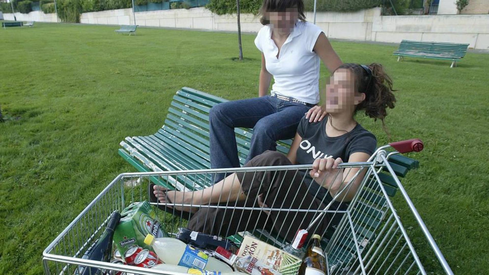 Salud valora prohibir también beber en la calle de 2 a 6 de la madrugada