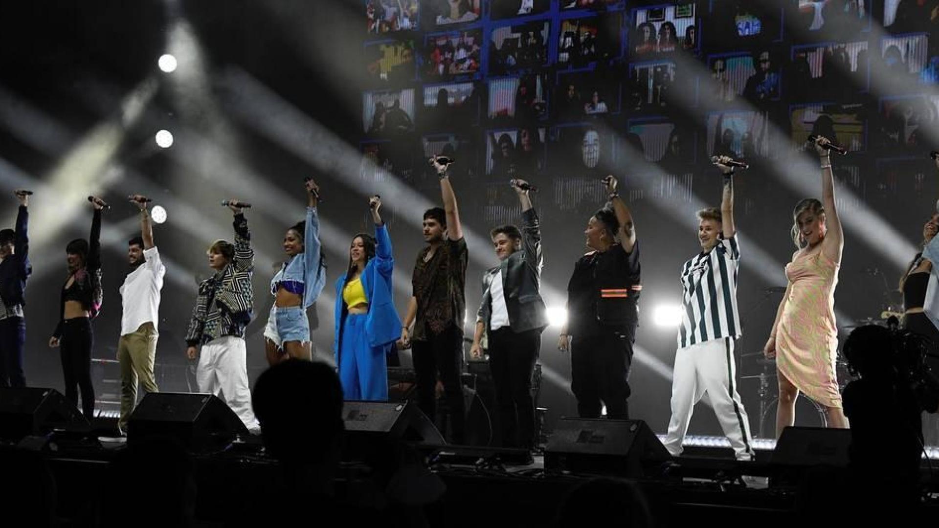 La última generación de Operación Triunfo protagonizó un concierto post-confinamiento en el madrileño Wizink Center, para volver a poner color y música a un recinto que reunió a 1.500 personas y cerca de 2.250 espectadores en streaming.
