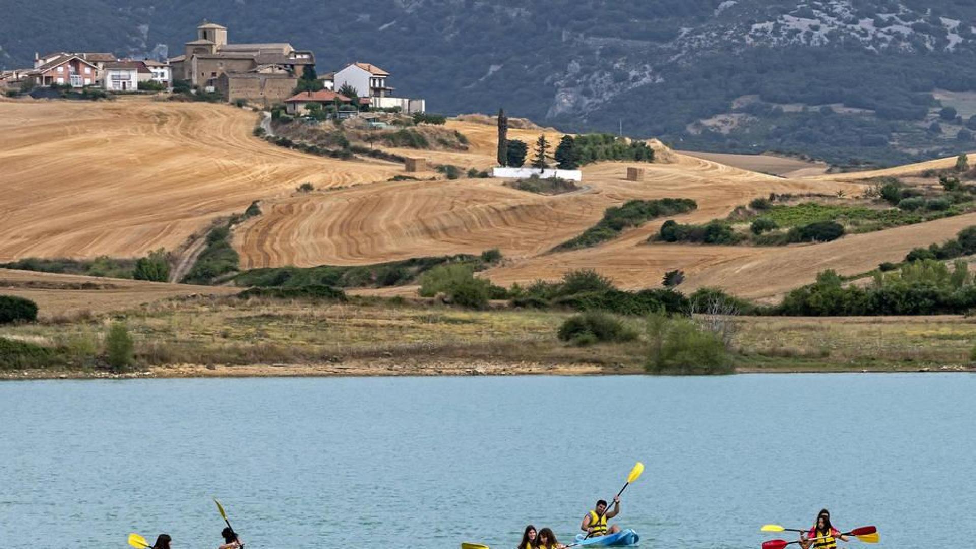 El verano va viento en popa en Alloz