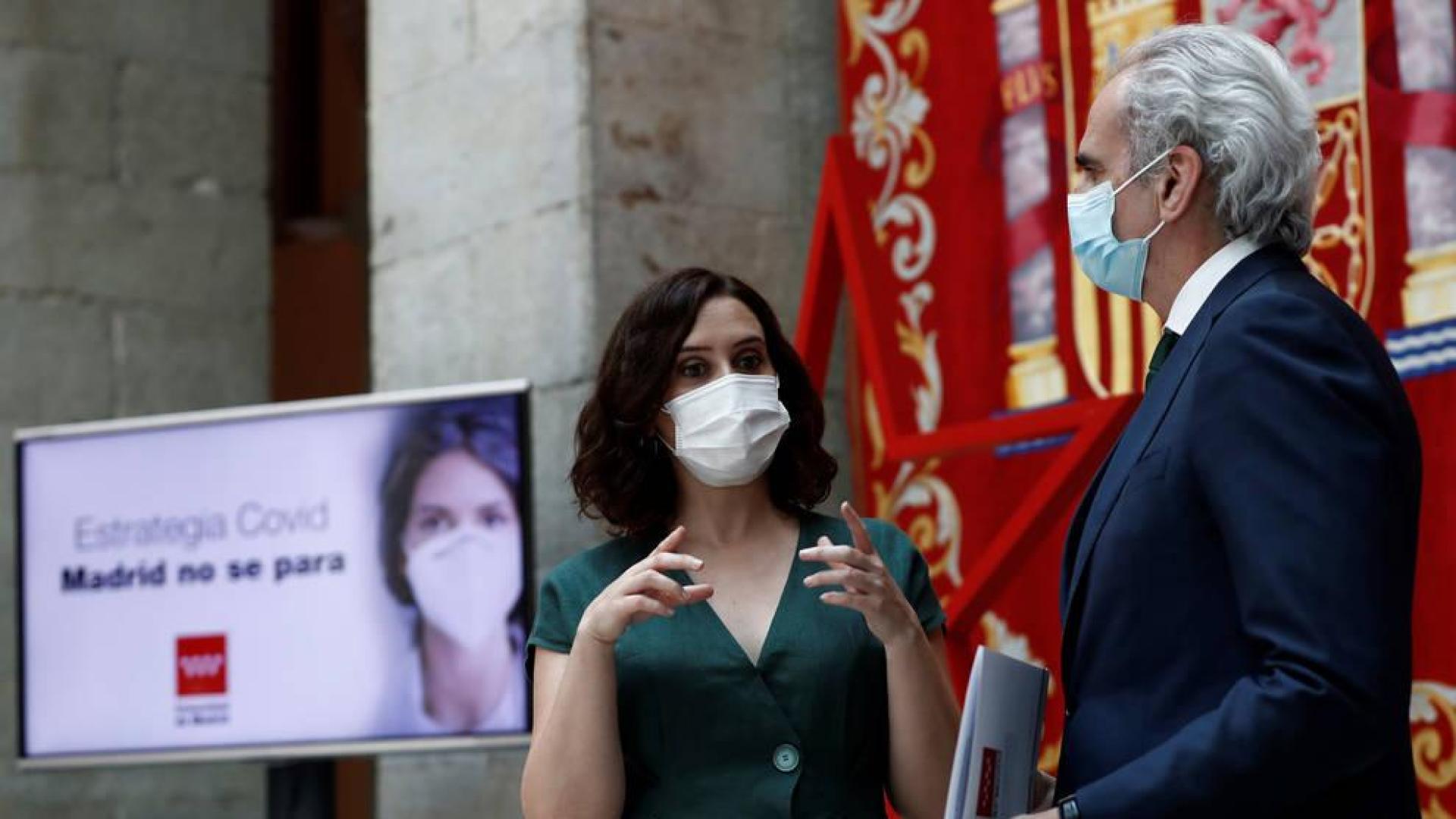 Las comunidades sacan la artillería para frenar los brotes de coronavirus
