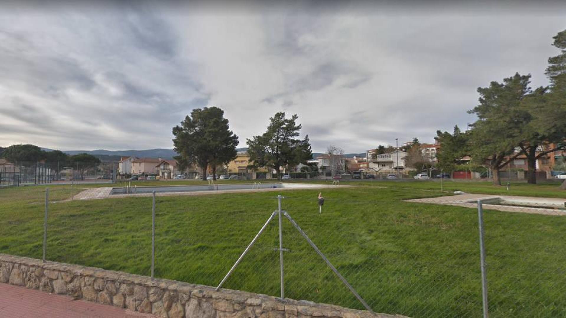 Salvado un niño de 12 años que fue succionado por la depuradora de una piscina