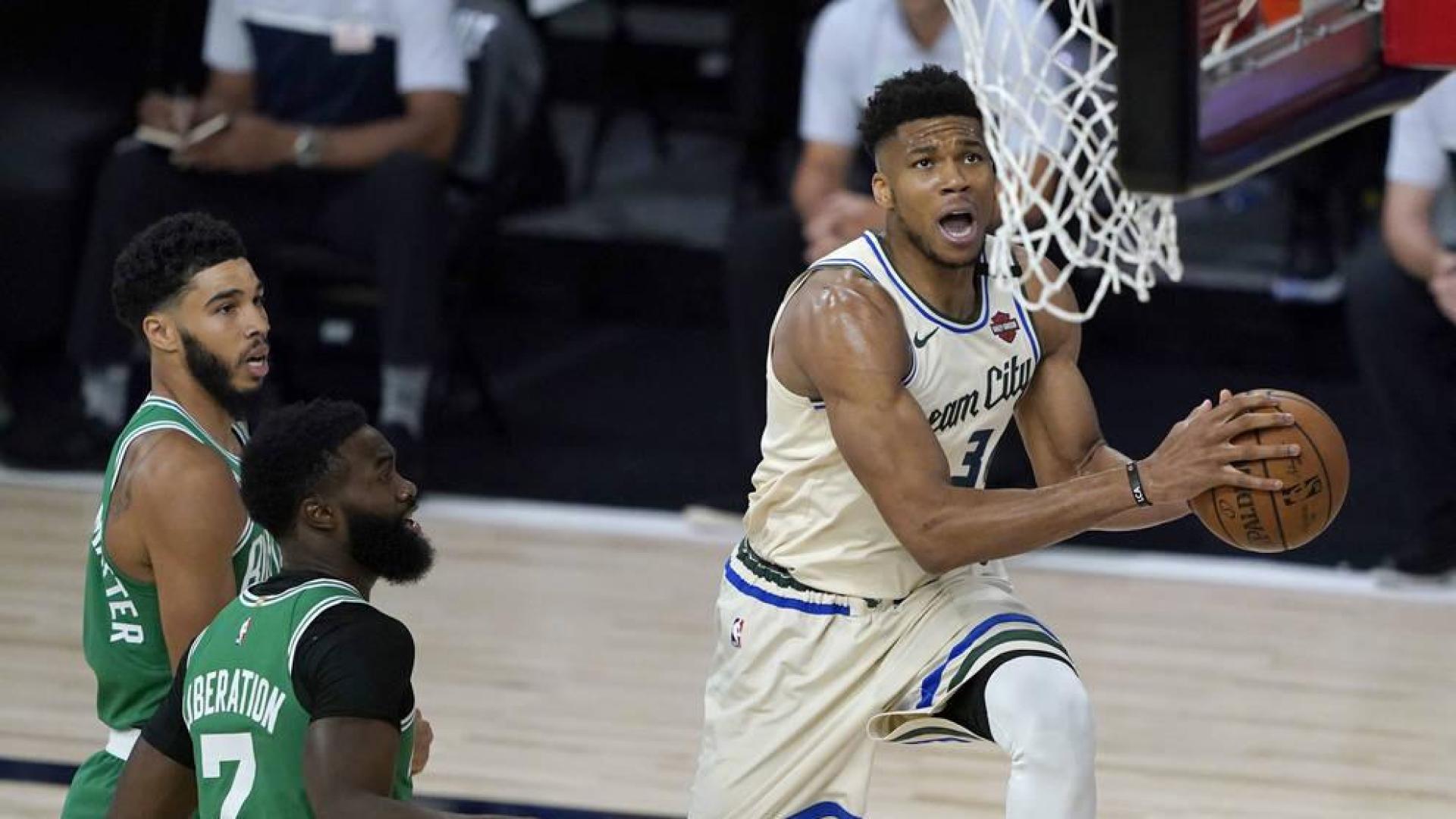 Antetokounmpo y Harden muestran su condición de MVP tras el parón de la Covid-19