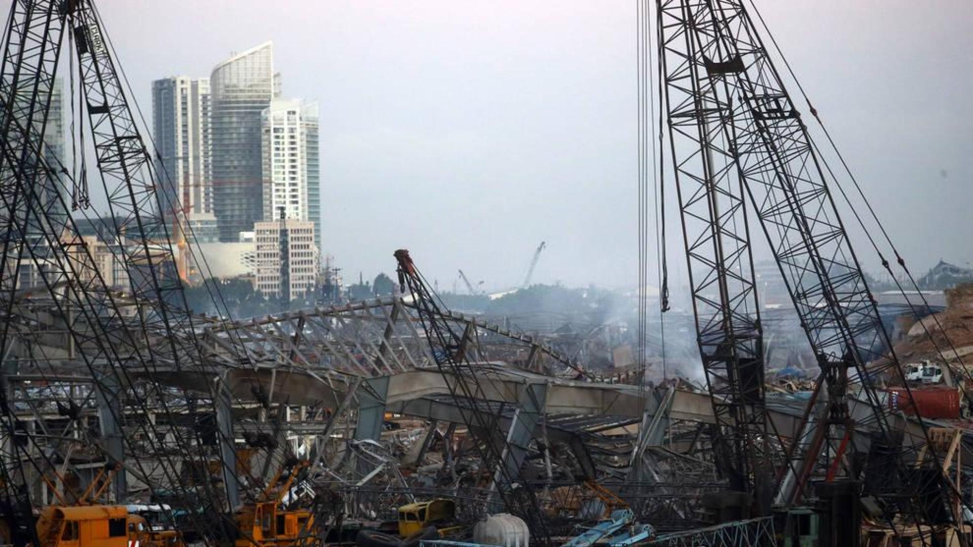 Búsqueda a contrarreloj de los casi cien desaparecidos tras las explosiones en Beirut