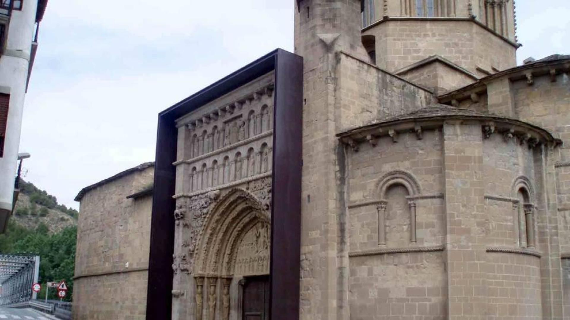 Santa María la Real, del románico al gótico