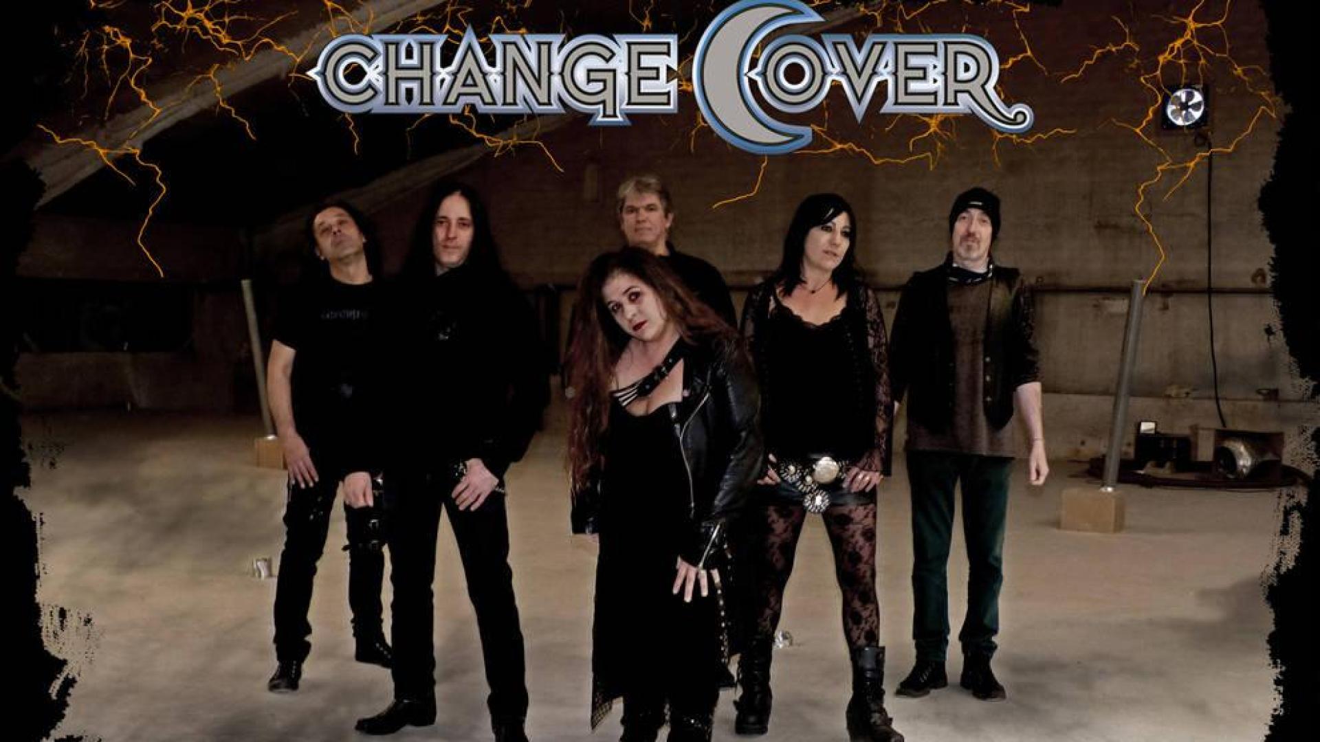 Imagen promocional de la banda Change Cover.