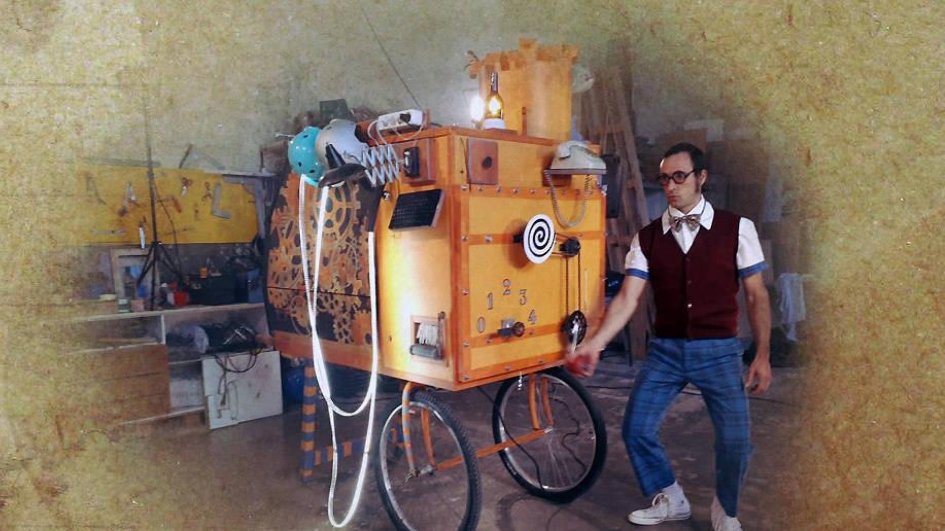 Circo y teatro se fusionan este viernes en 'La máquina y yo'