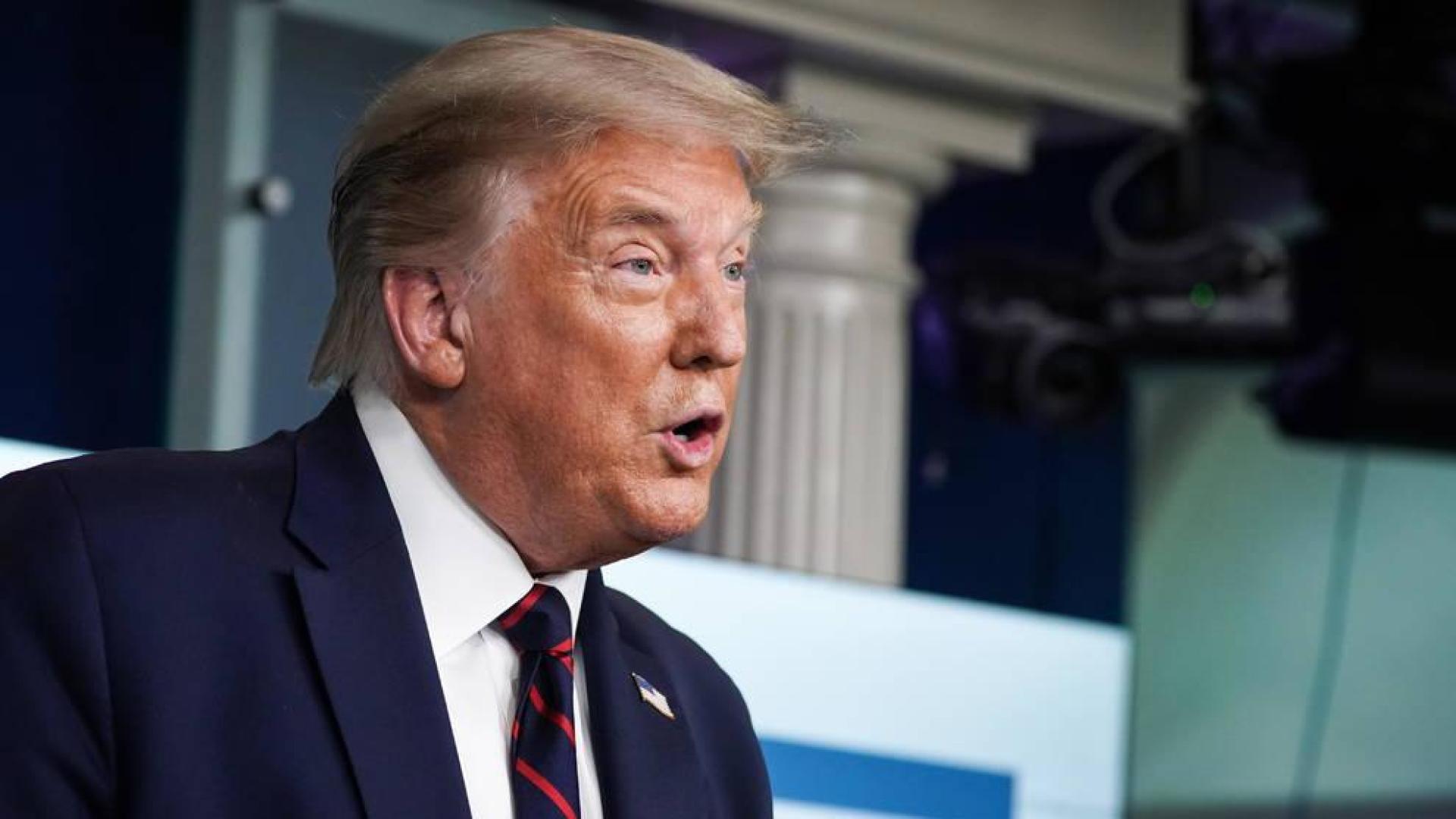 Trump alerta que la pandemia empeorará en EE.UU. e insiste en las mascarillas