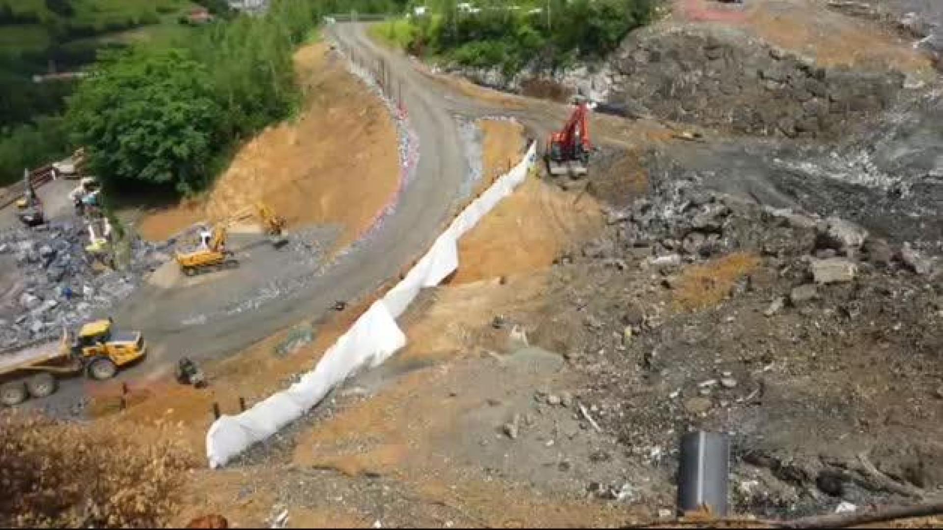 Se retoman las tareas de búsqueda en el vertedero de Zaldibar tras localizarse restos óseos