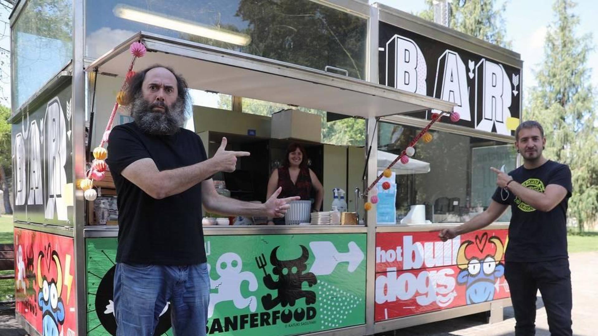 La playa de Pamplona y el chiringuito de Sanferfood