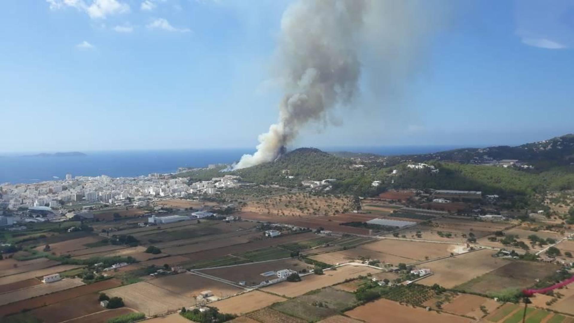 Estabilizado el incendio declarado en Ibiza tras quemar 7 hectáreas de pinar