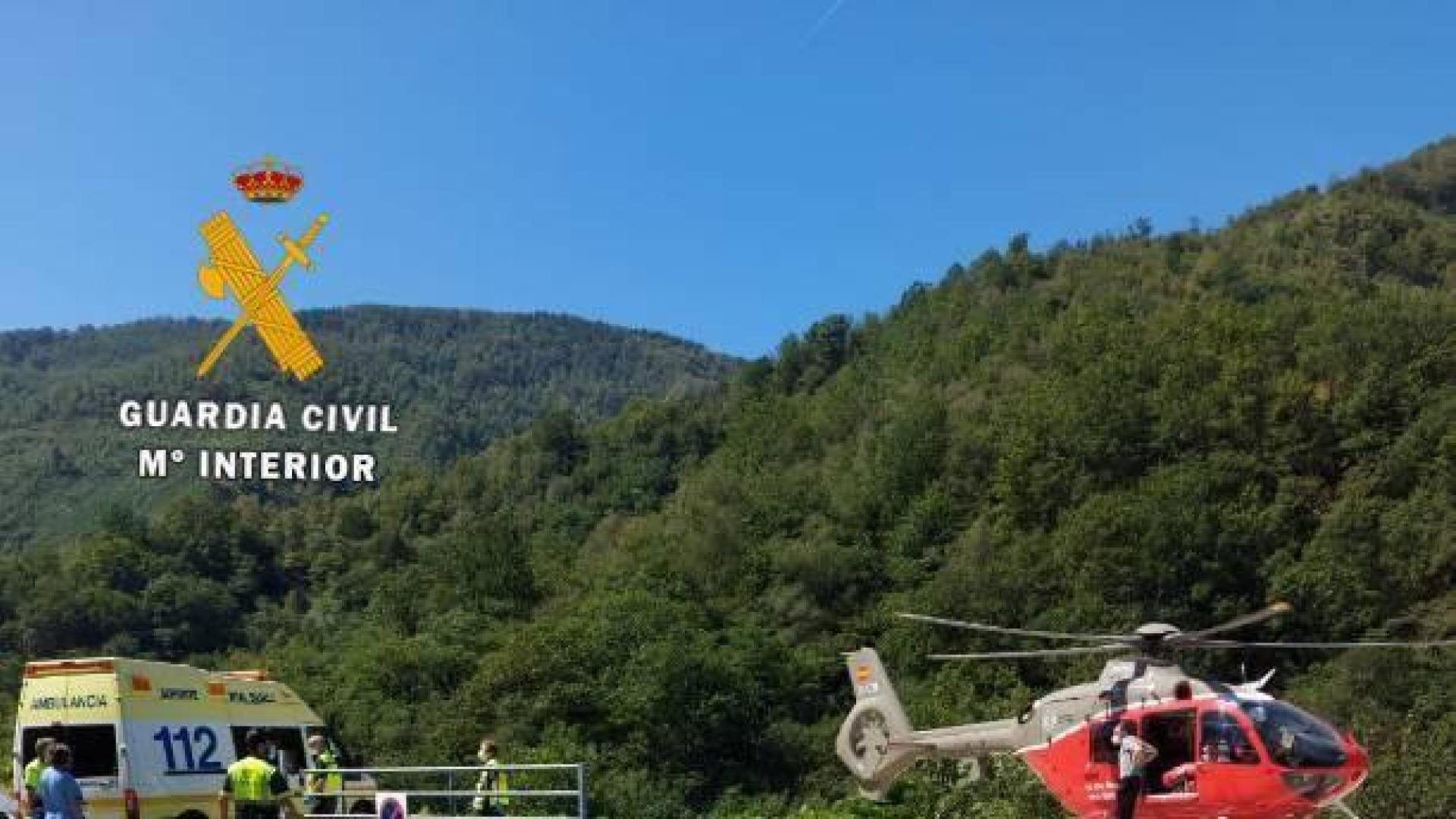 Herido grave y trasladado en helicóptero un ciclista tras una caída entre Leitza y Goizueta