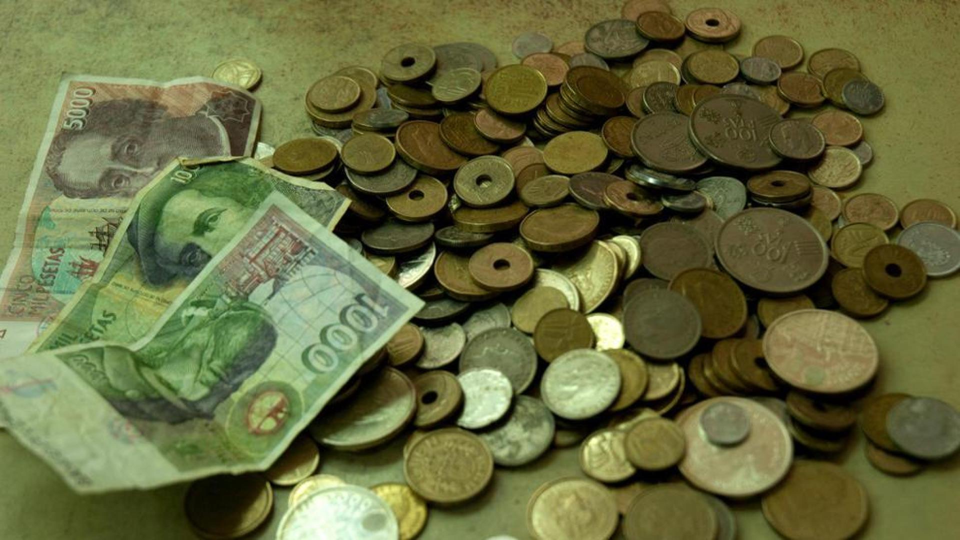 Los españoles aún tienen 1.671 millones de euros en pesetas