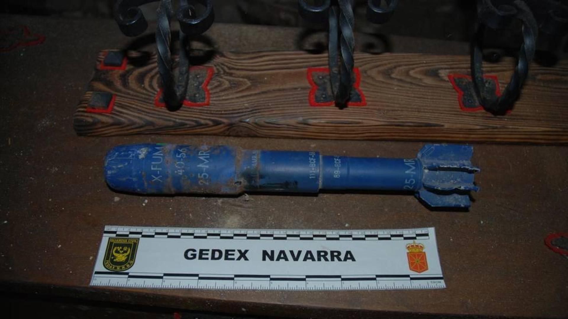 La Guardia Civil halla dos artefactos explosivos en Lizarraga y Mendigorría