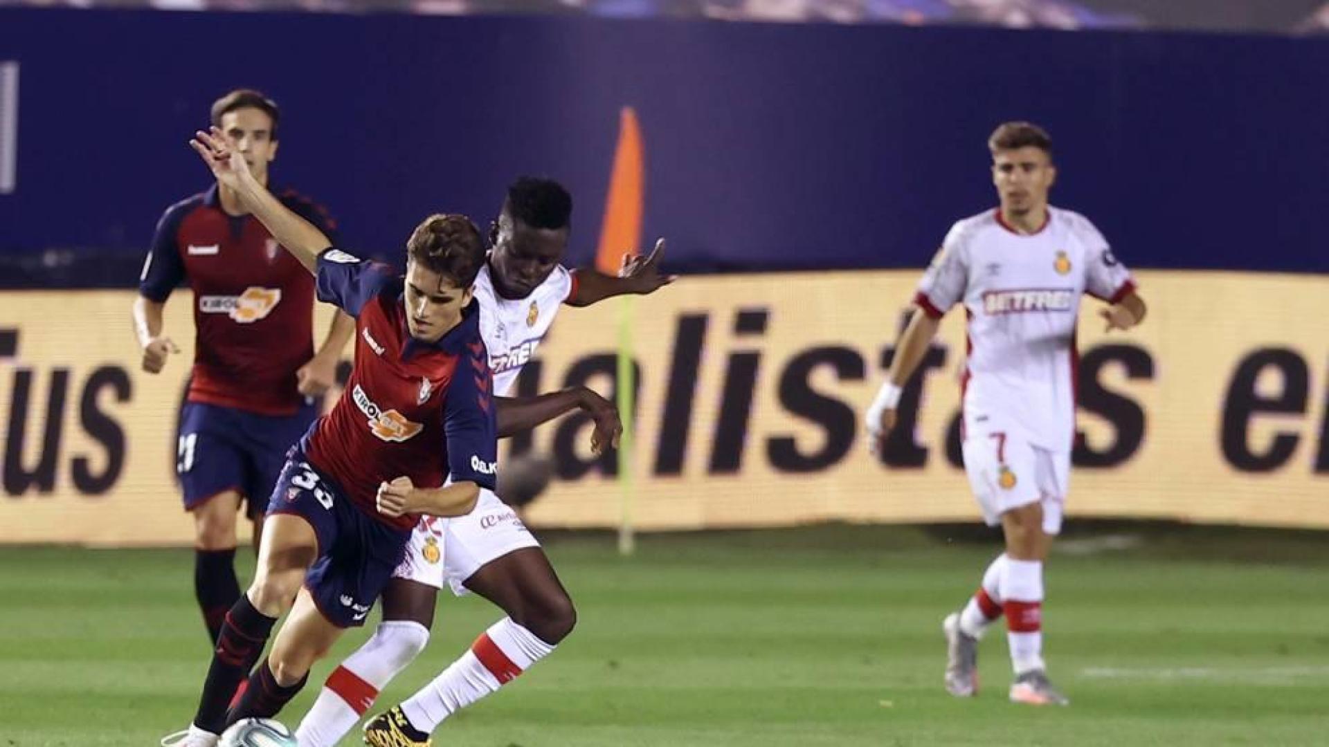 Arrasate hizo debutar en Primera División a los canteranos Aimar Oroz y Javi Martínez, de 18 y 20 años respectivamente