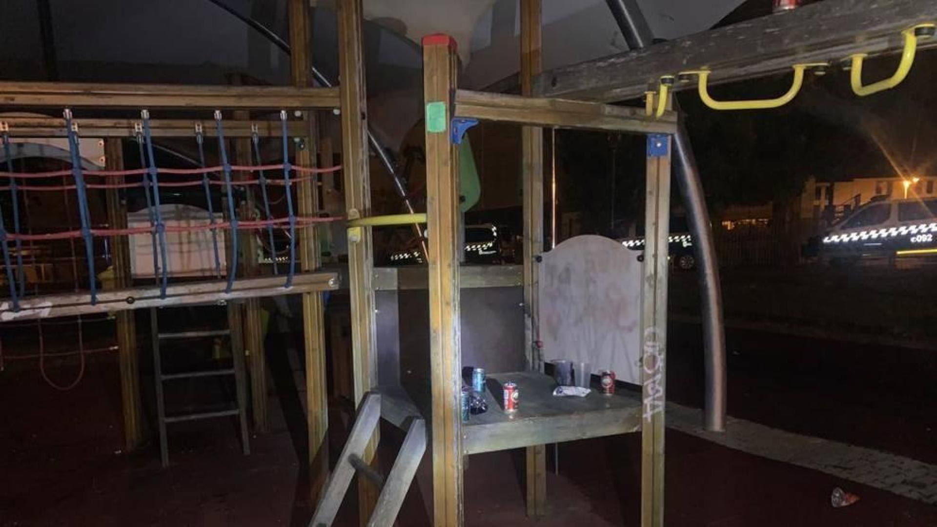 Disuelven un botellón en Mendillorri en el que participaban 70 jóvenes