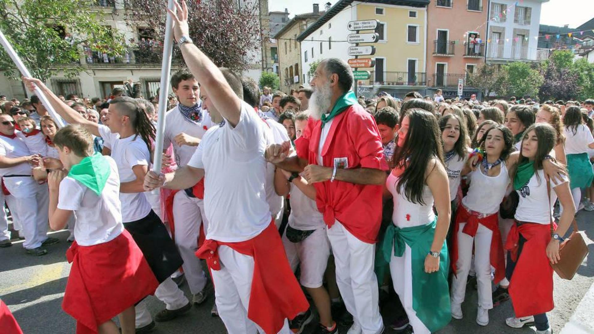 Alsasua prohibirá almuerzos y celebraciones en las 'no fiestas'