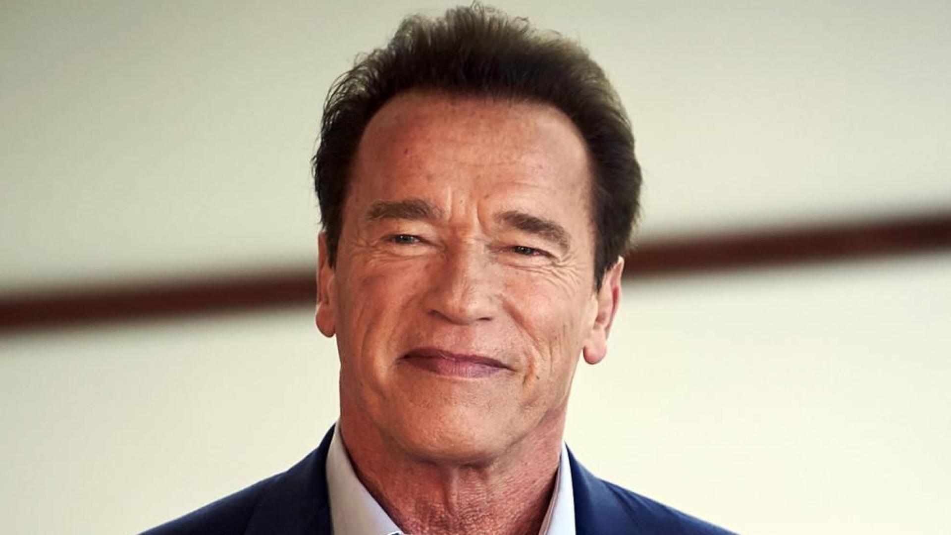 Arnold Schwarzenegger reaparece tras su operación a corazón abierto
