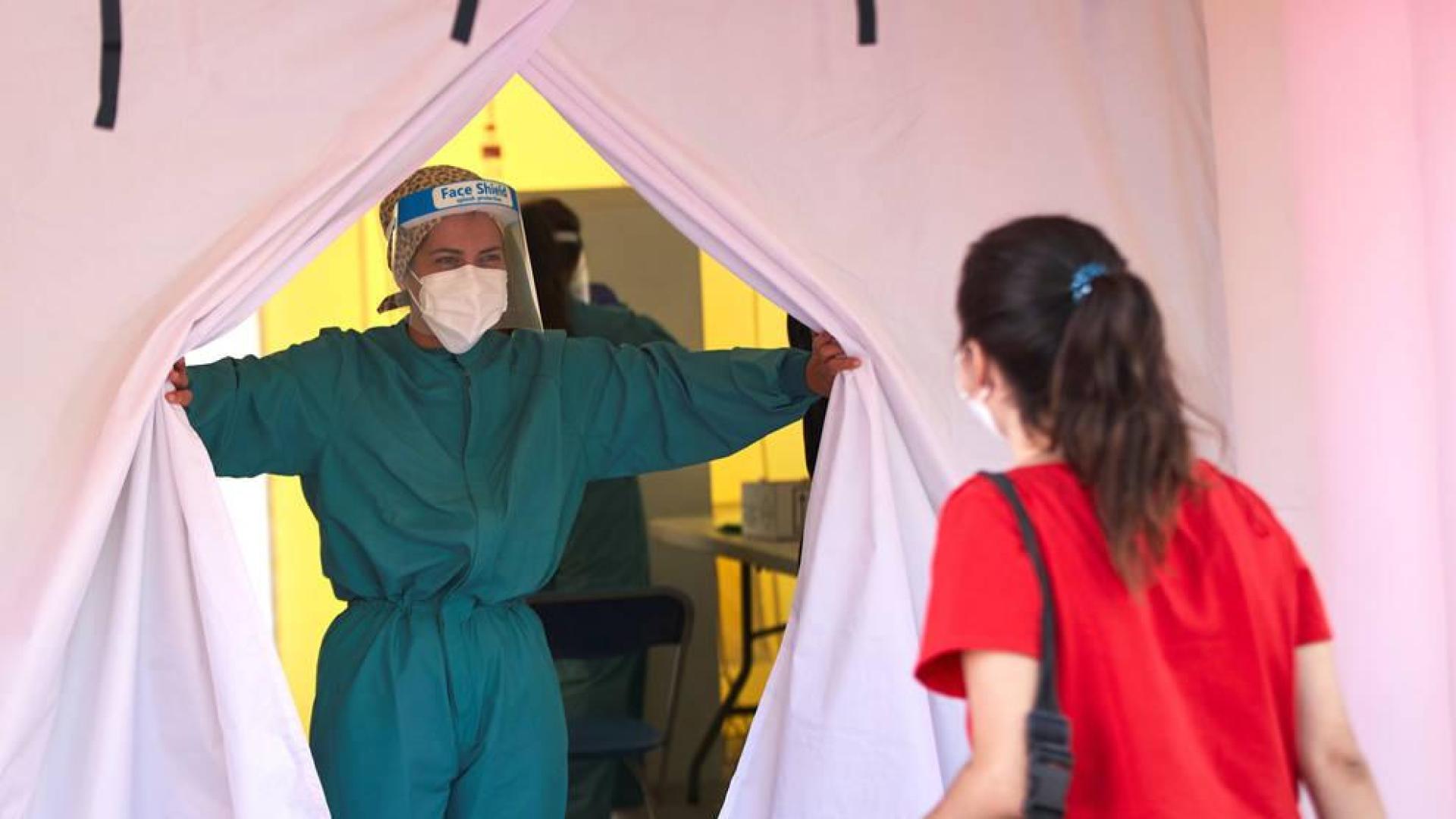 Cataluña registra 1.181 casos más y 10 fallecidos en las últimas 24 horas