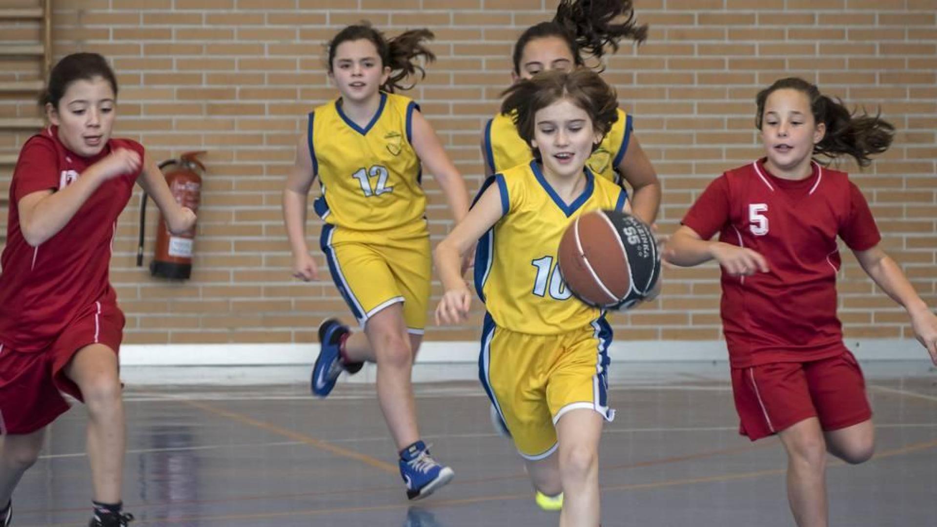 El 83% de los niños de Estella hace deporte, pero sólo el 38% de las niñas