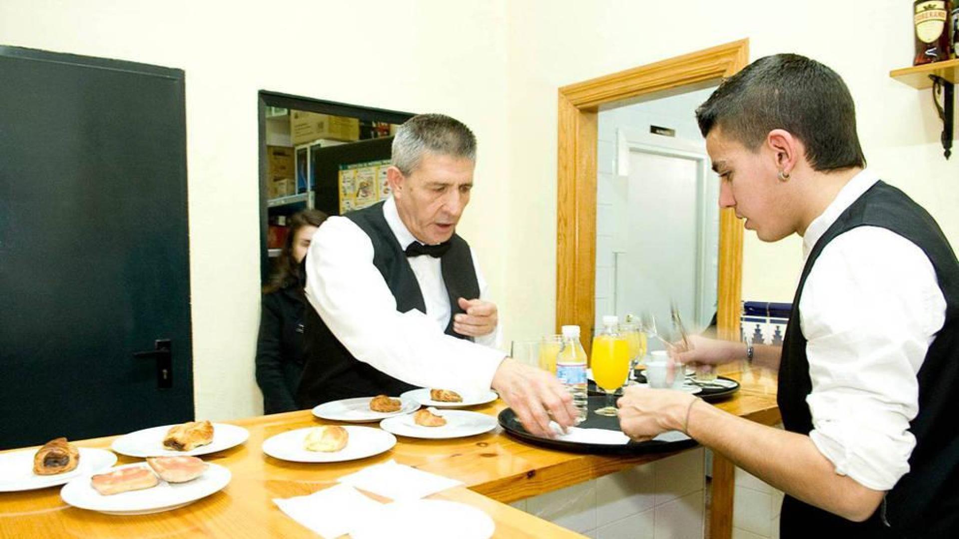 Dos de cada tres personas ganarían menos por ser más felices trabajando