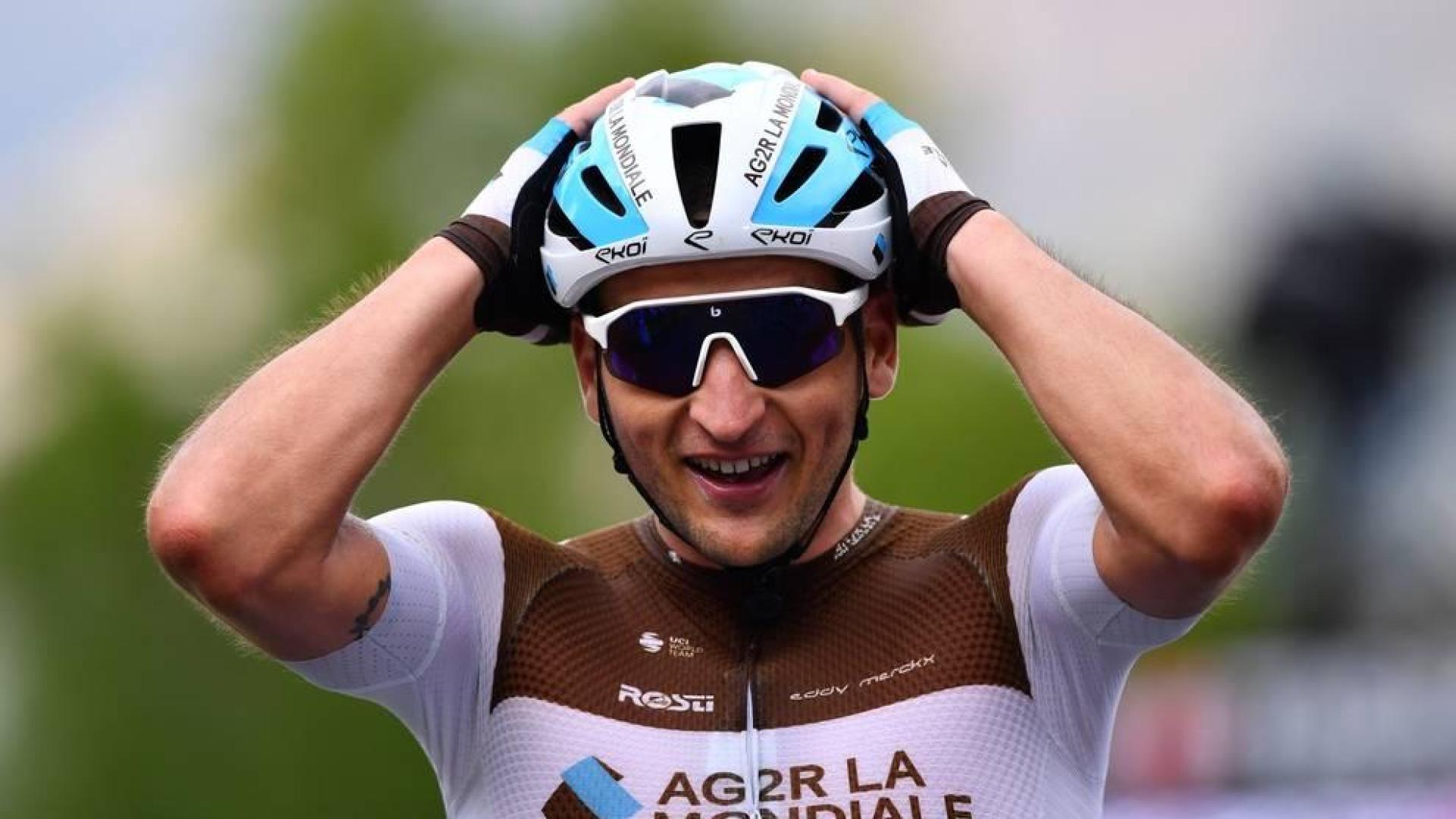El francés Peters gana la primera etapa pirenaica y Yates sigue de líder