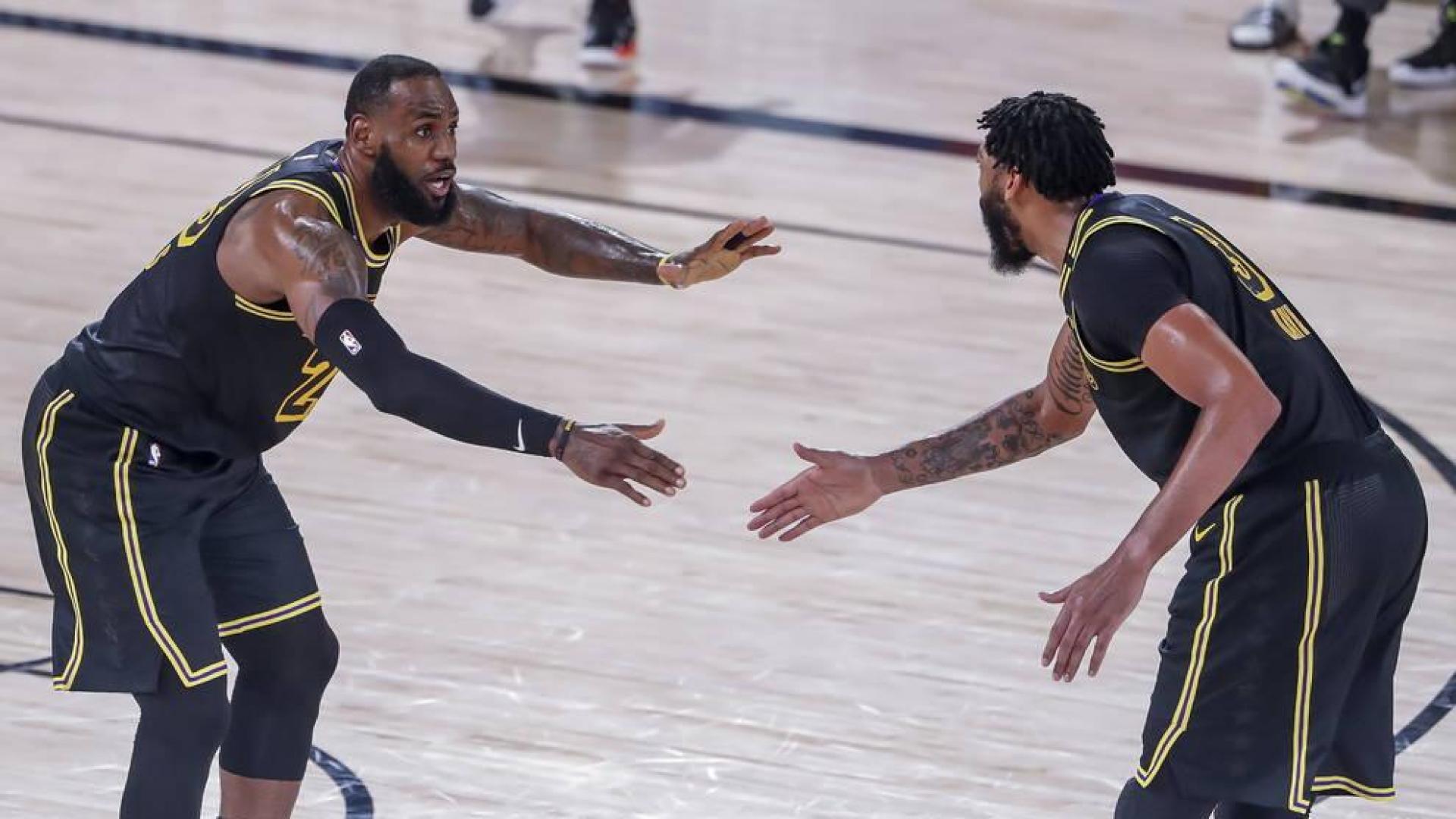 Lebron y Anthony Davis.