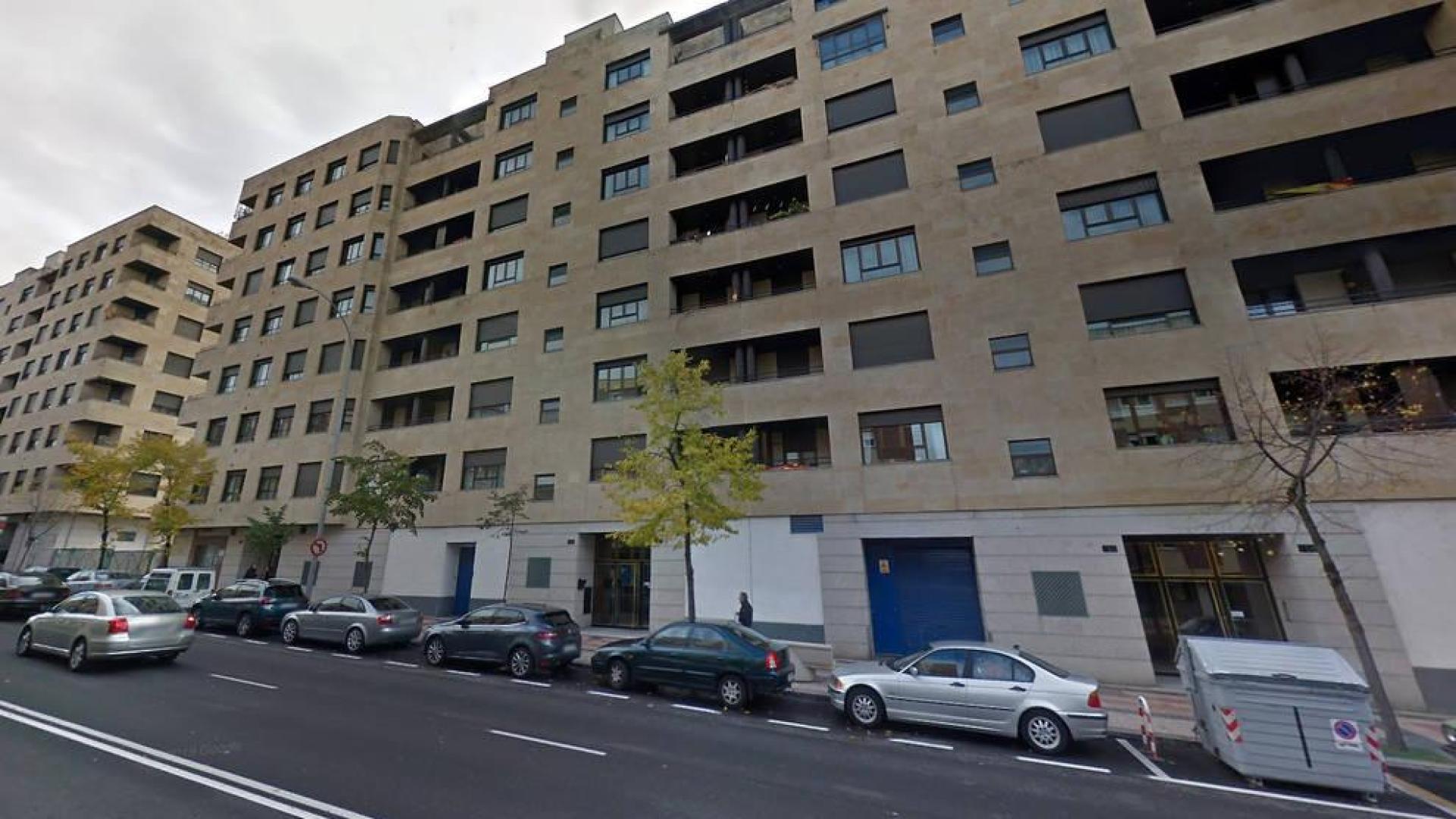 Herido grave al saltar de un tercer piso en llamas en Salamanca