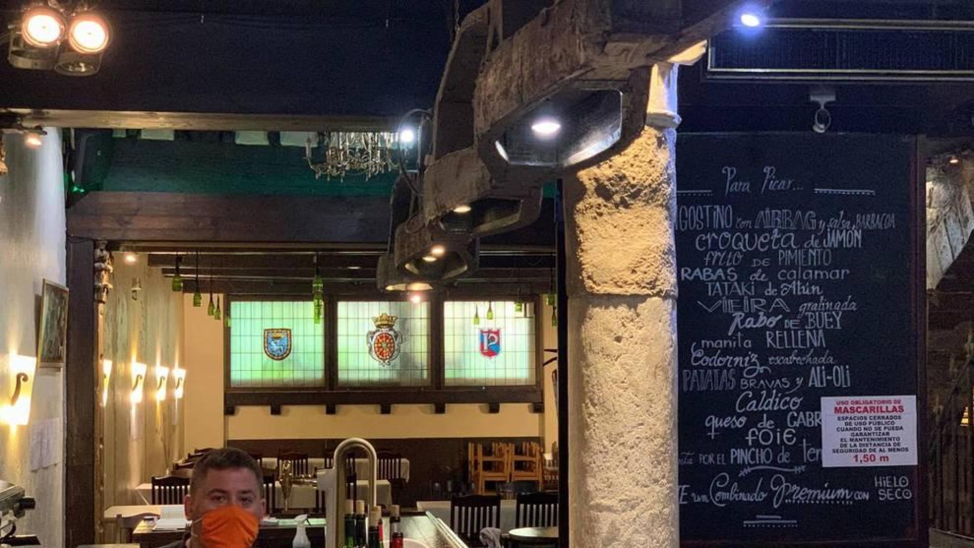 La calle San Francisco pierde dos restaurantes por la crisis sanitaria