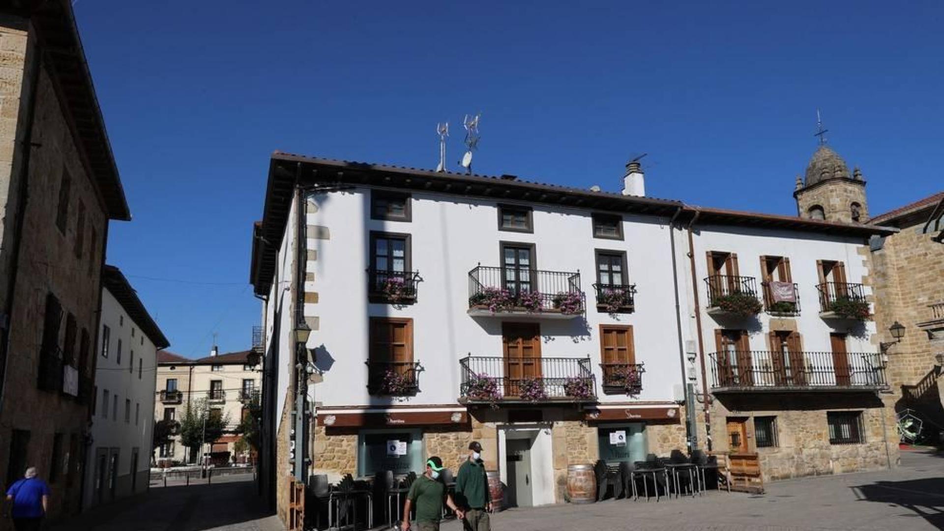 Alsasua, mecha mojada, villa noble