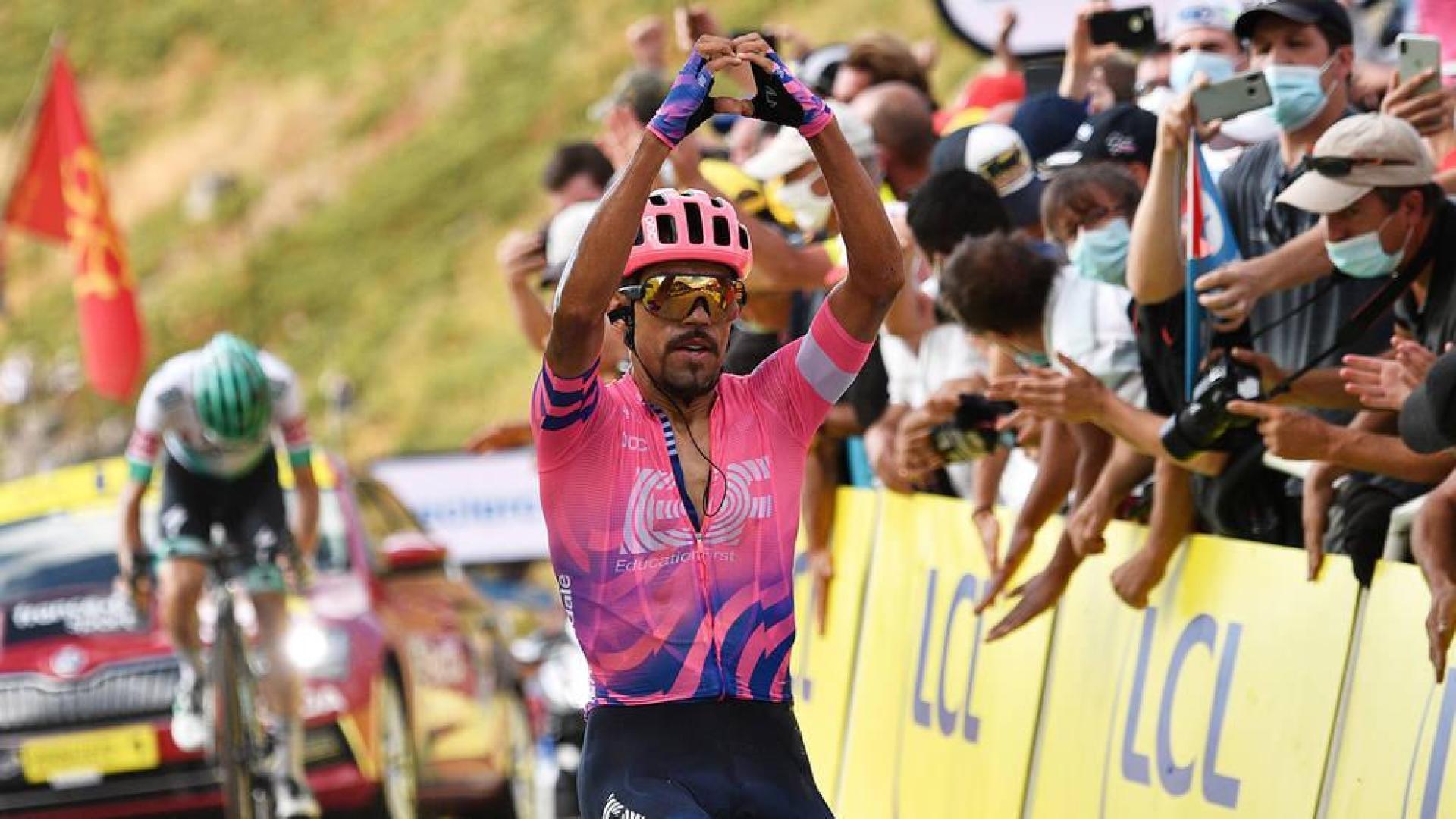 El colombiano Daniel Martínez  en la cima del Puy Mary.